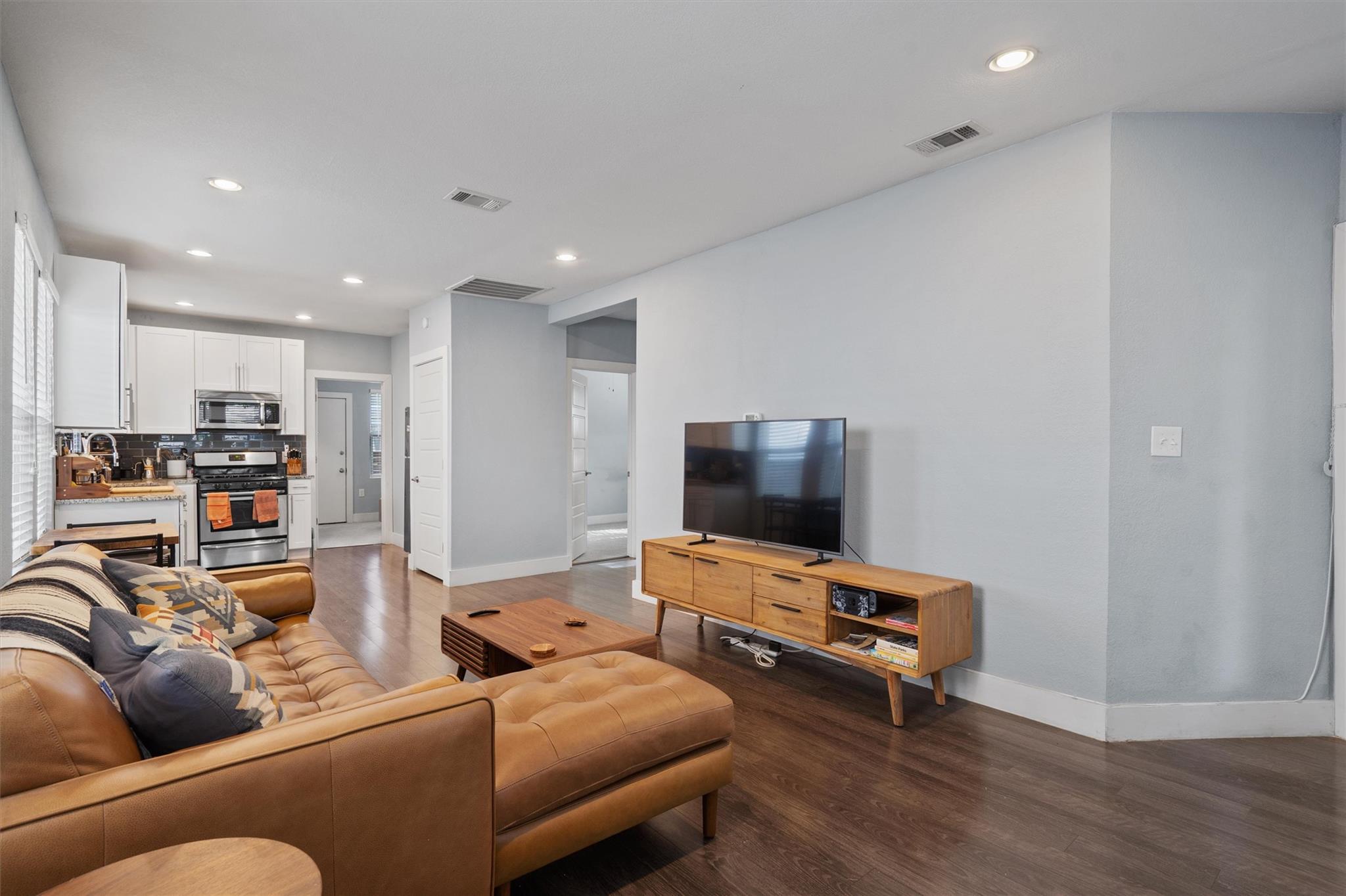 2102 E 14th St # A, Austin, TX 78702