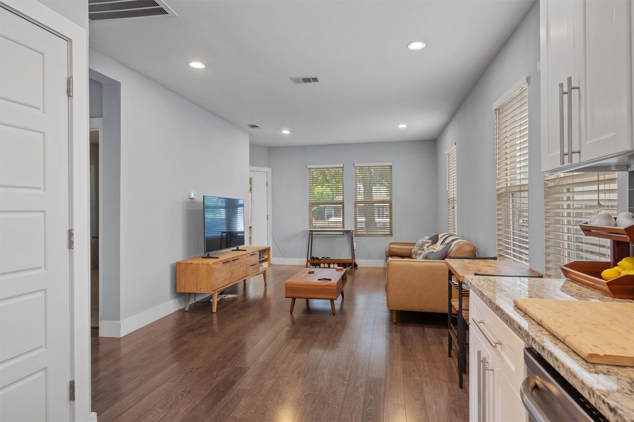 2102 E 14th St # A, Austin, TX 78702