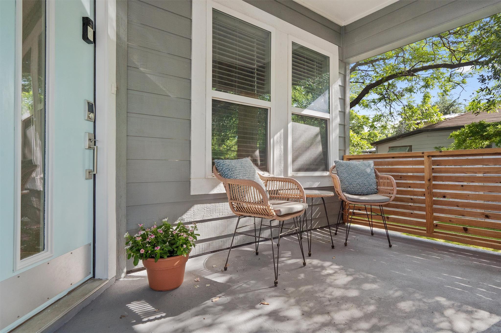 2102 E 14th St # A, Austin, TX 78702