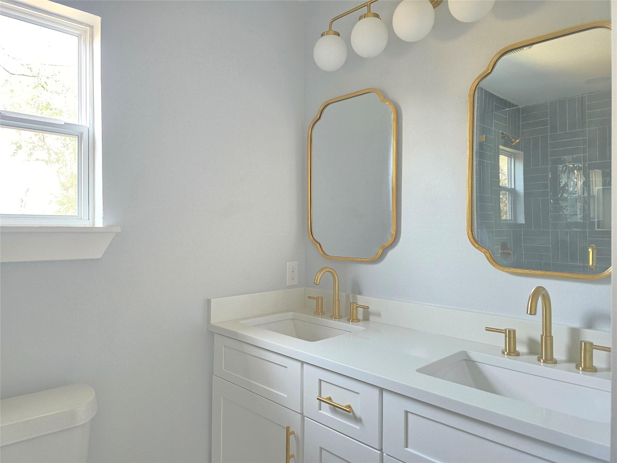 216 Armstrong St, San Marcos, TX 78666