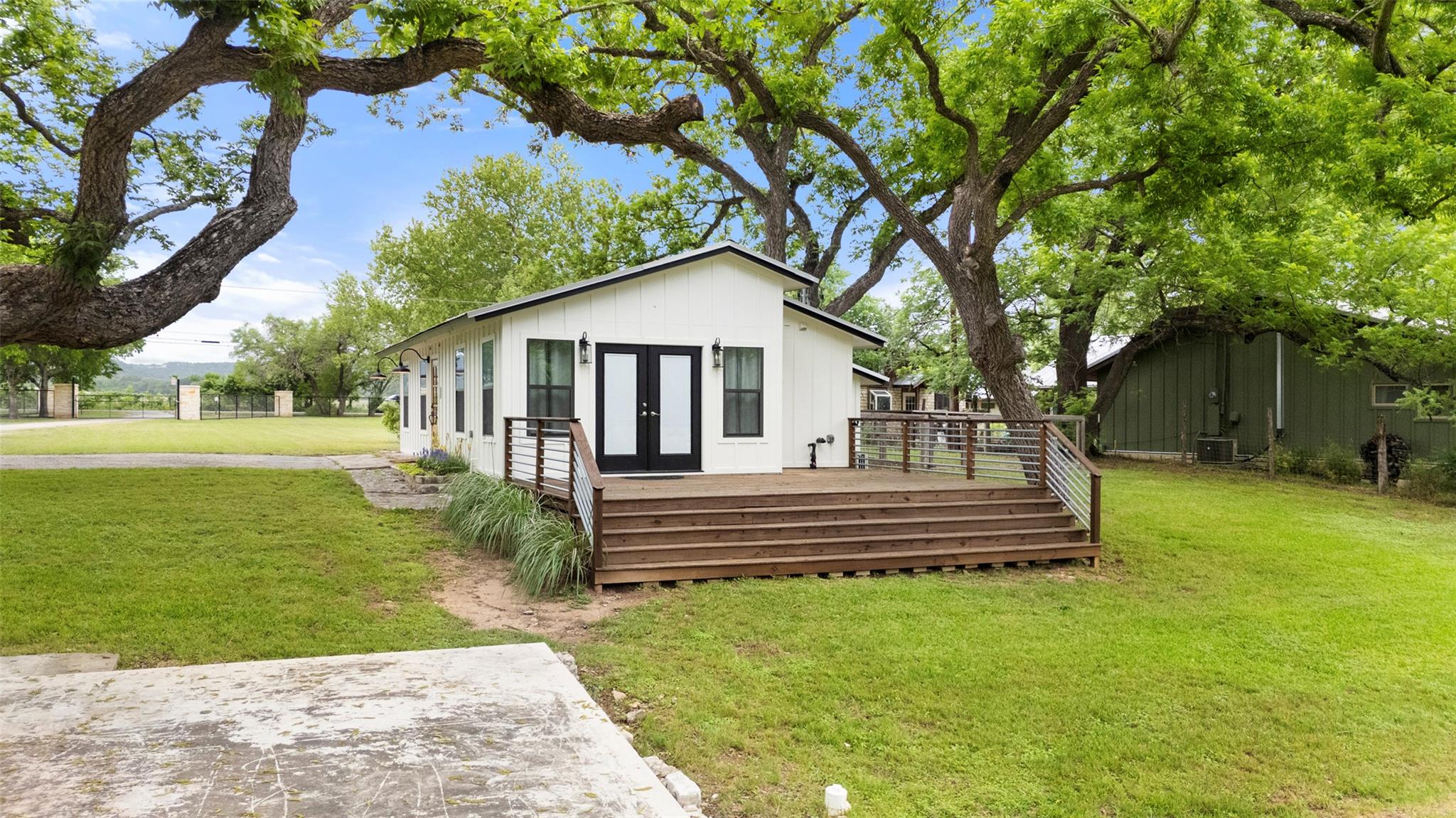 2410 Flite Acres Rd, Wimberley, TX 78676