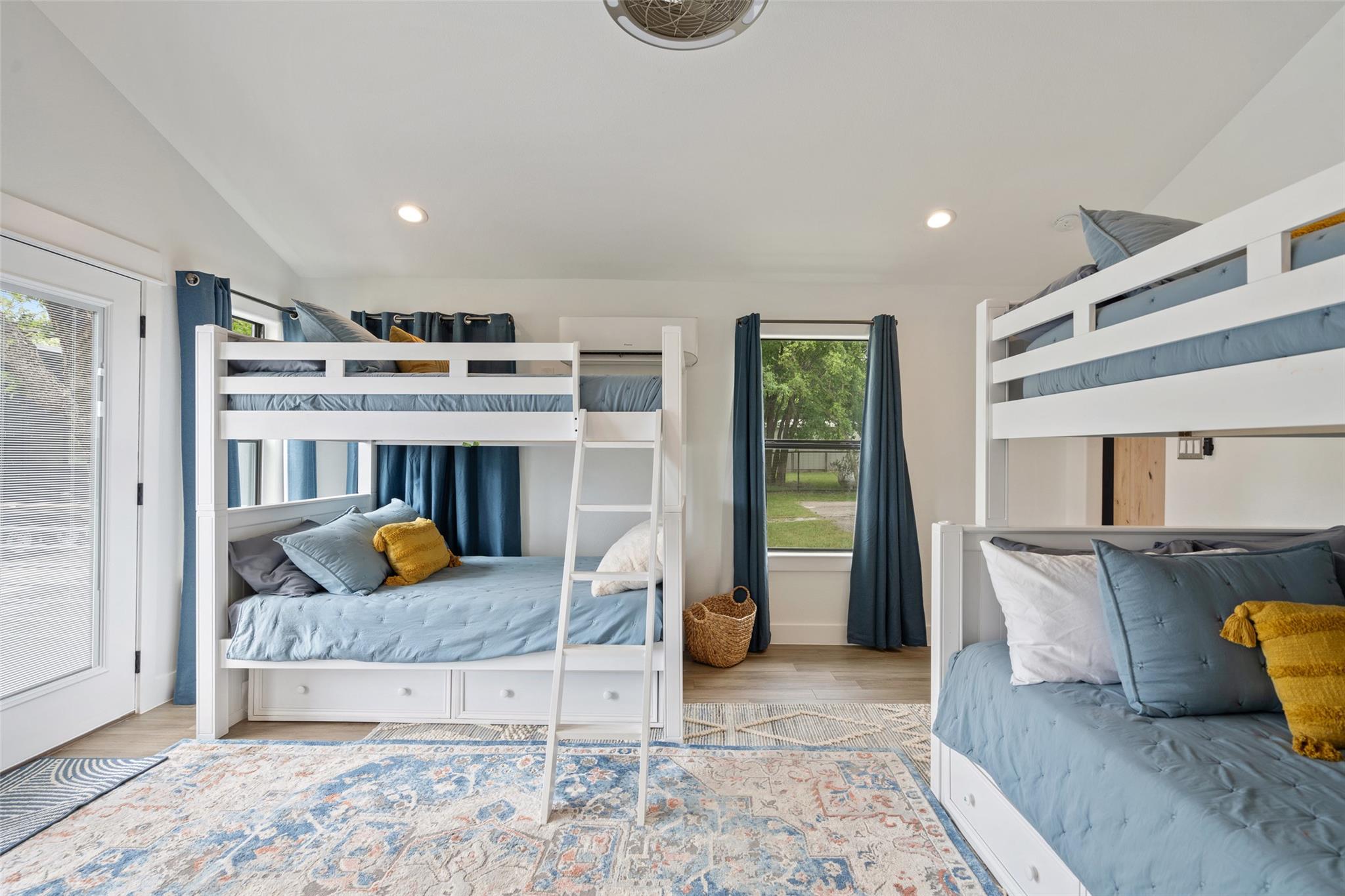 2410 Flite Acres Rd, Wimberley, TX 78676