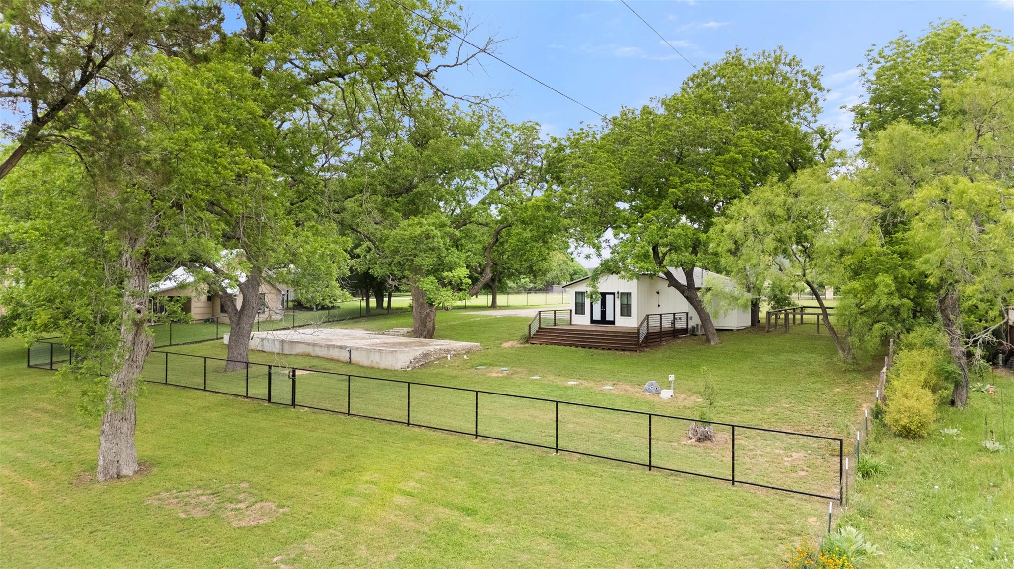 2410 Flite Acres Rd, Wimberley, TX 78676