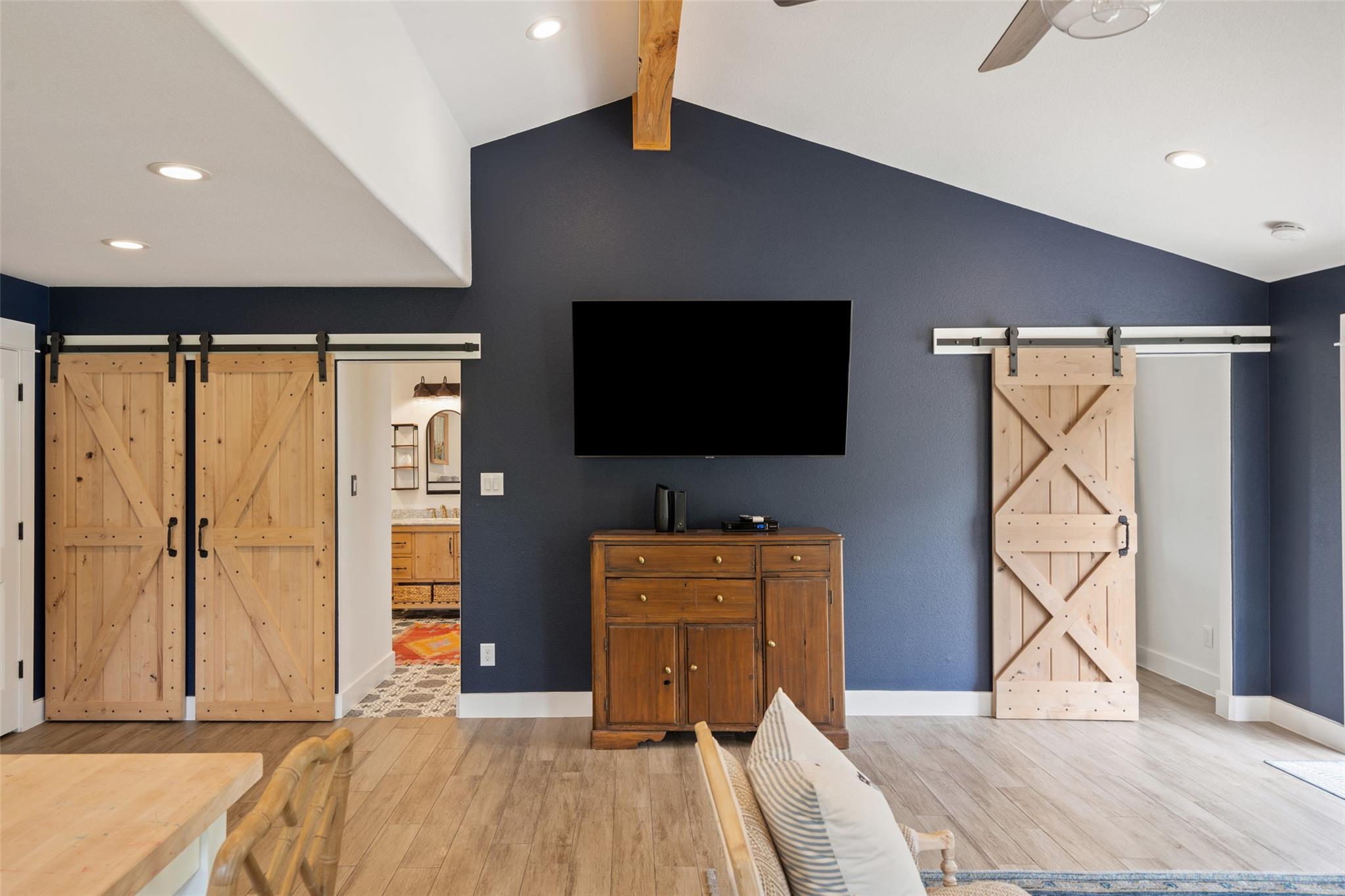 2410 Flite Acres Rd, Wimberley, TX 78676