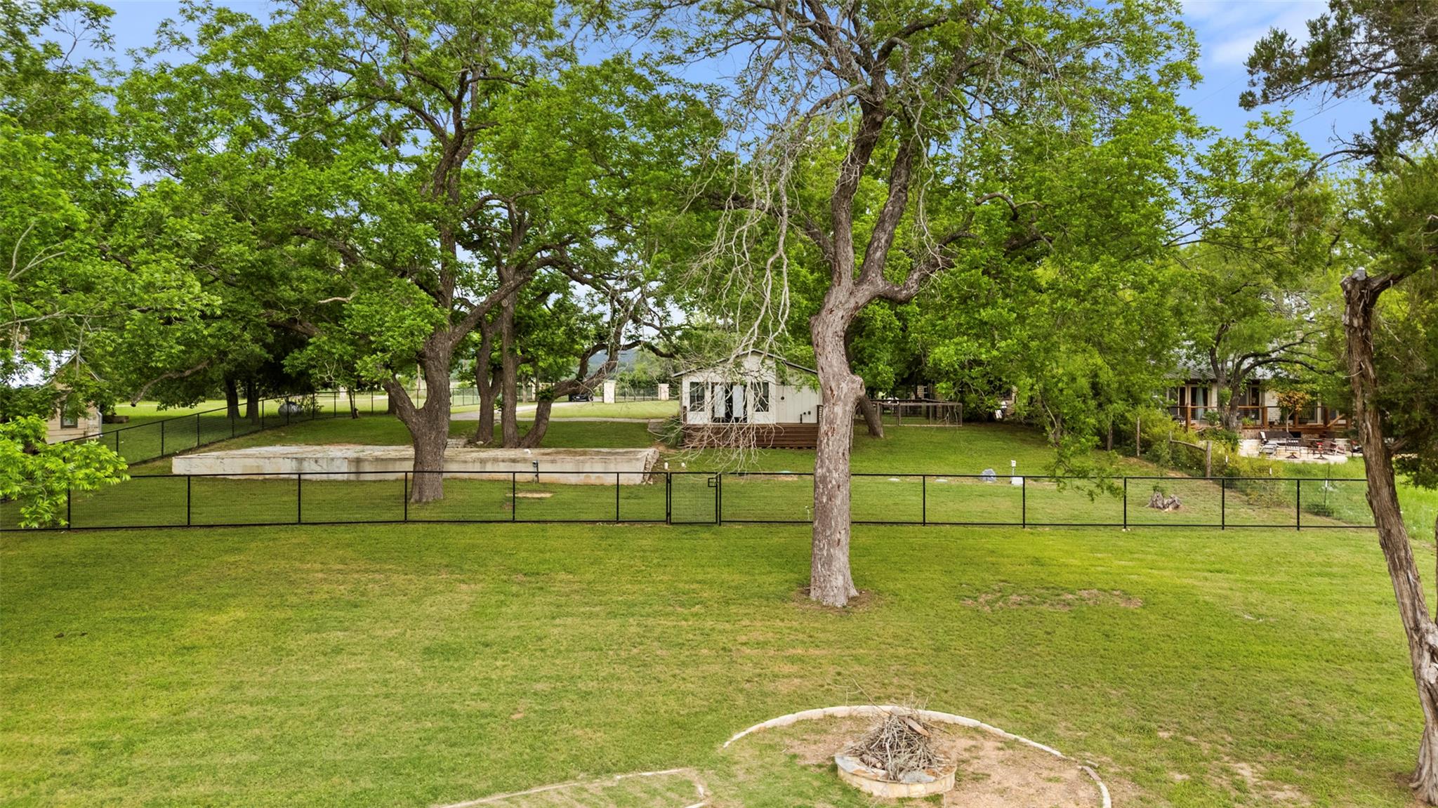 2410 Flite Acres Rd, Wimberley, TX 78676