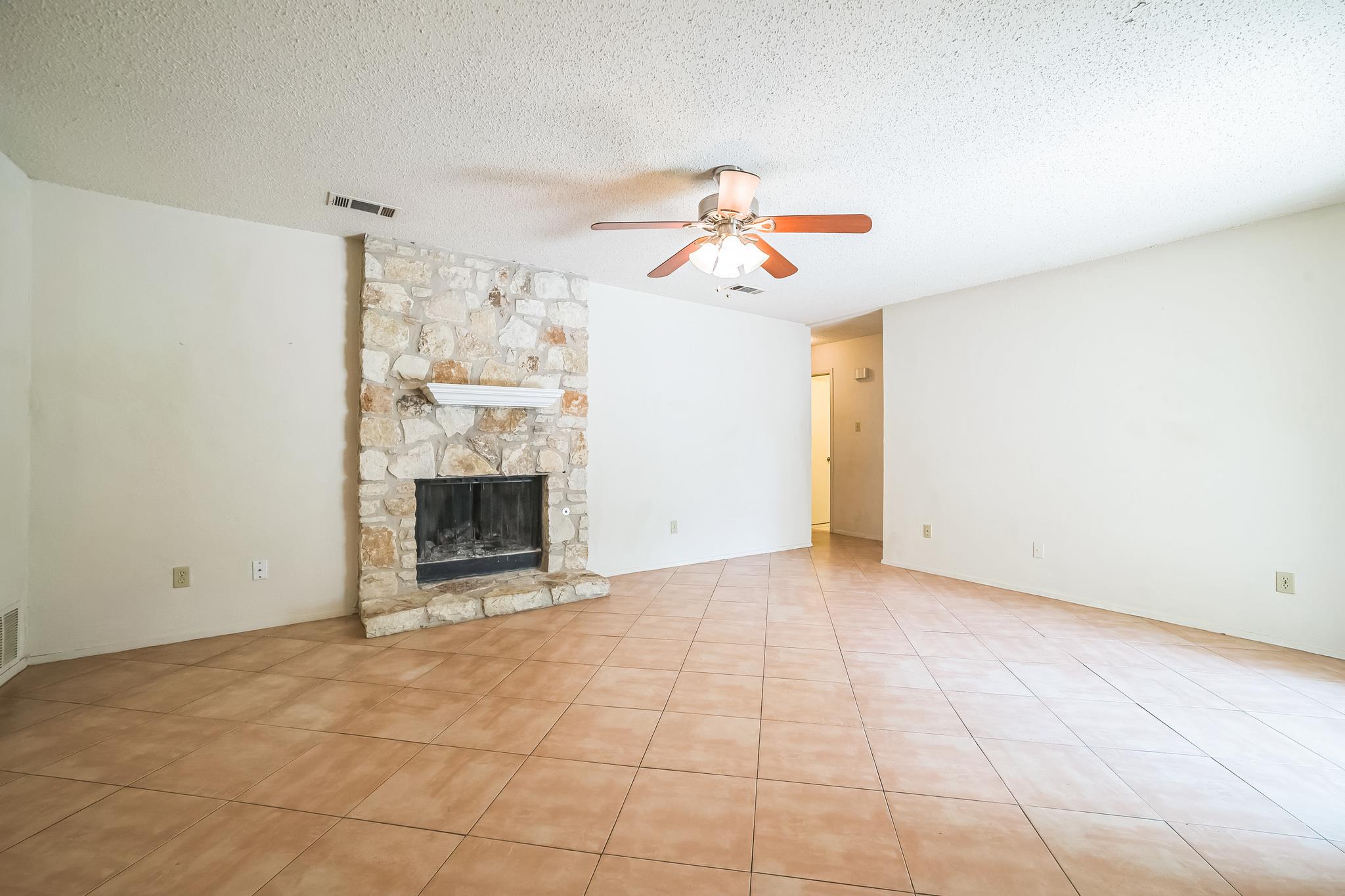 9709 Meadowheath Dr, Austin, TX 78729