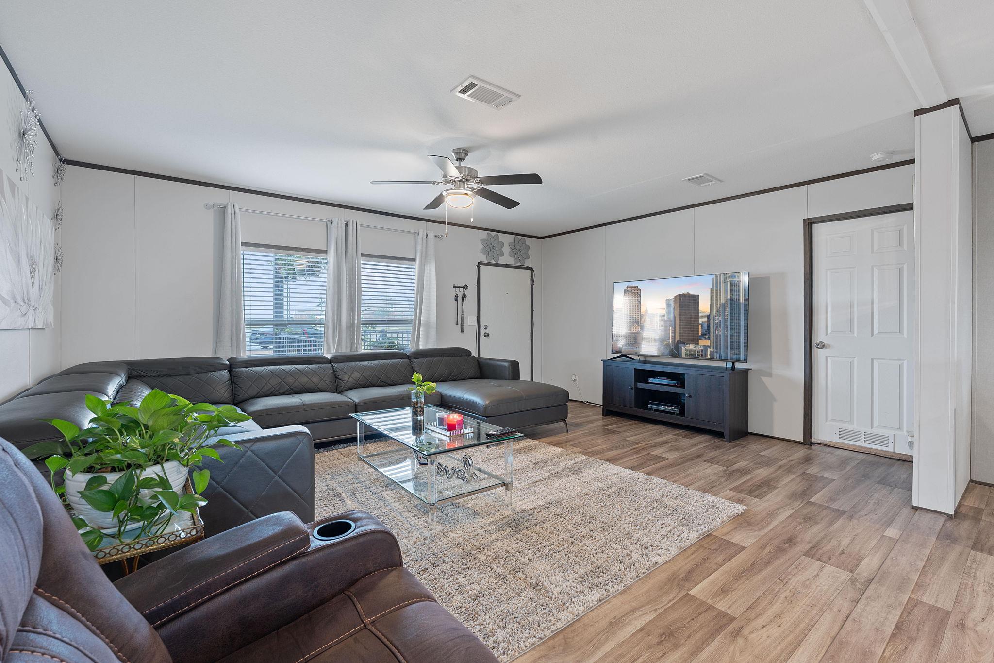 121 Fate Ct, Kyle, TX 78640