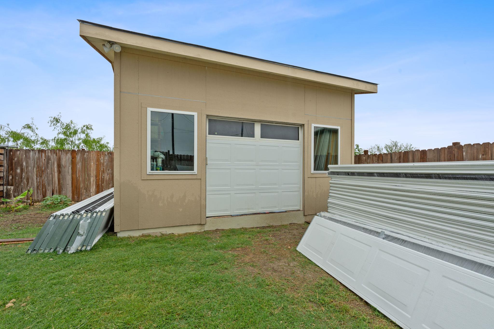 121 Fate Ct, Kyle, TX 78640