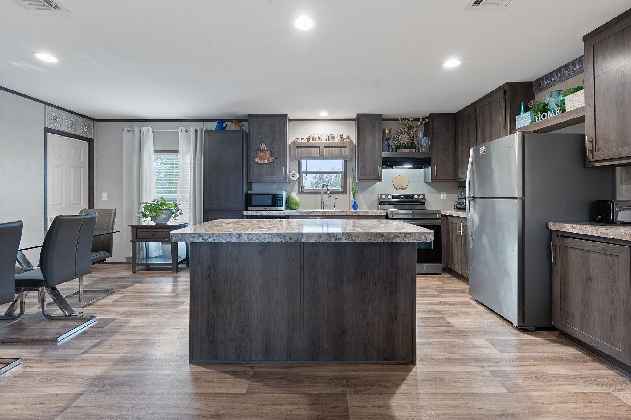 121 Fate Ct, Kyle, TX 78640