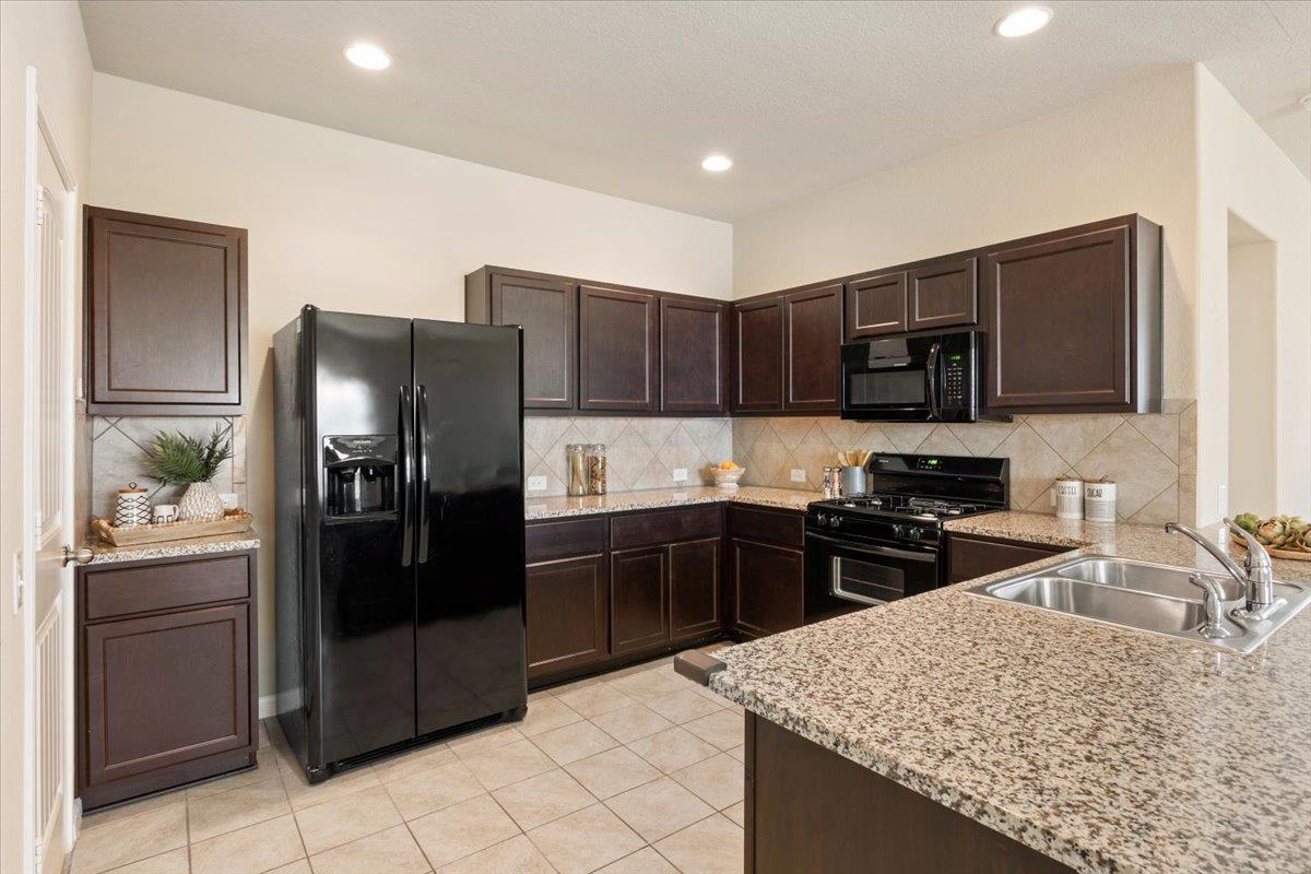 1504 Maier Dr, Pflugerville, TX 78660