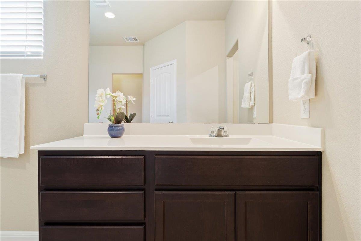 1504 Maier Dr, Pflugerville, TX 78660