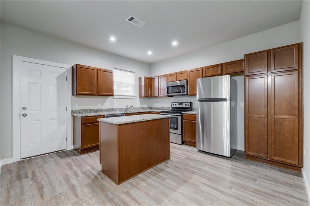 906 Quartz Ct # 702, Cedar Park, TX 78613