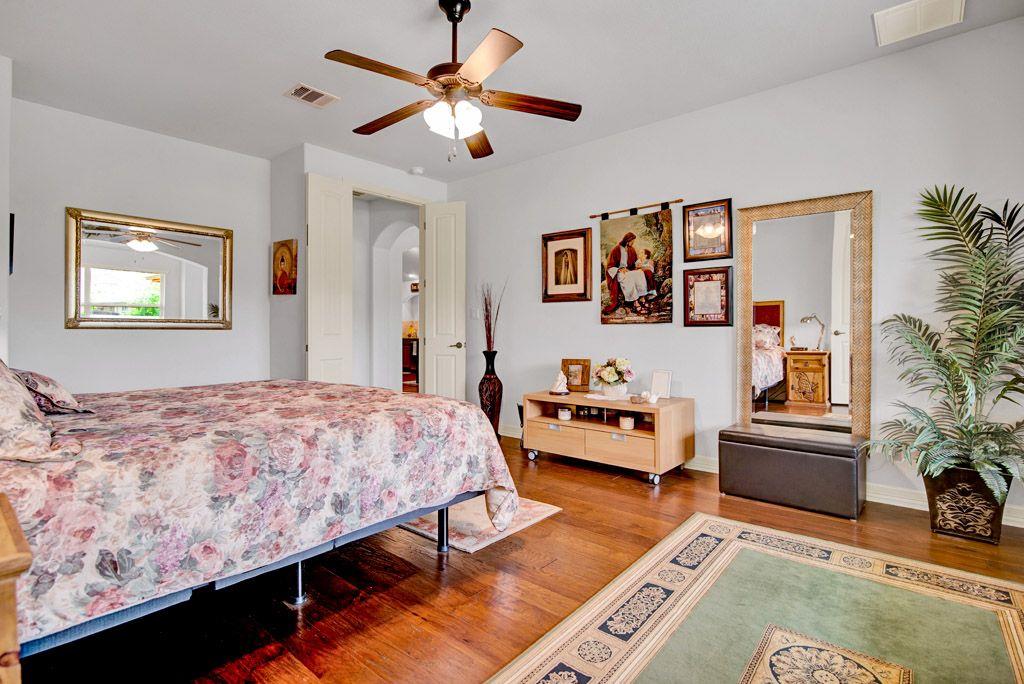 226 Pincea Pl, San Marcos, TX 78666