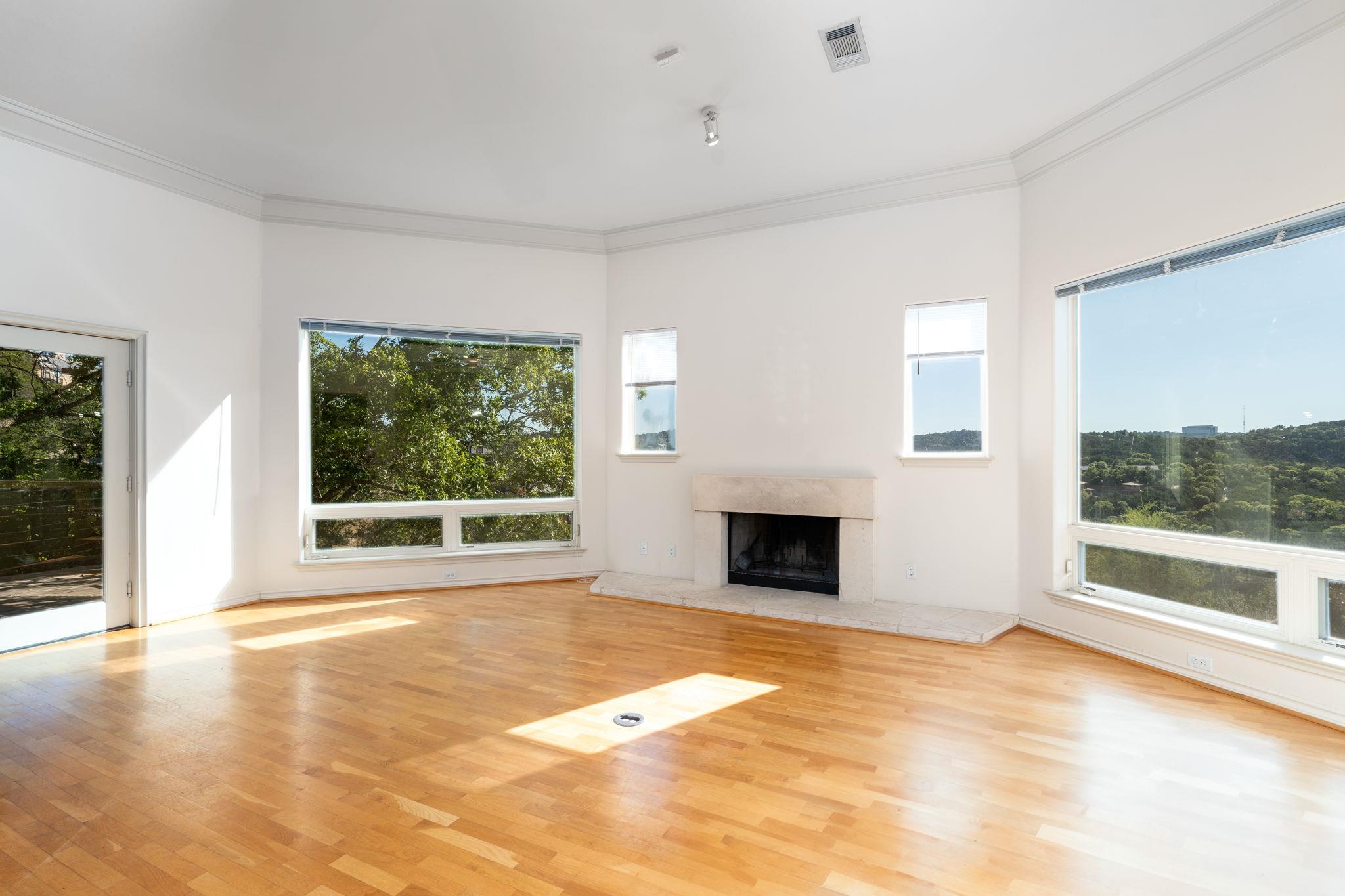 5310 Scenic View Dr, Austin, TX 78746