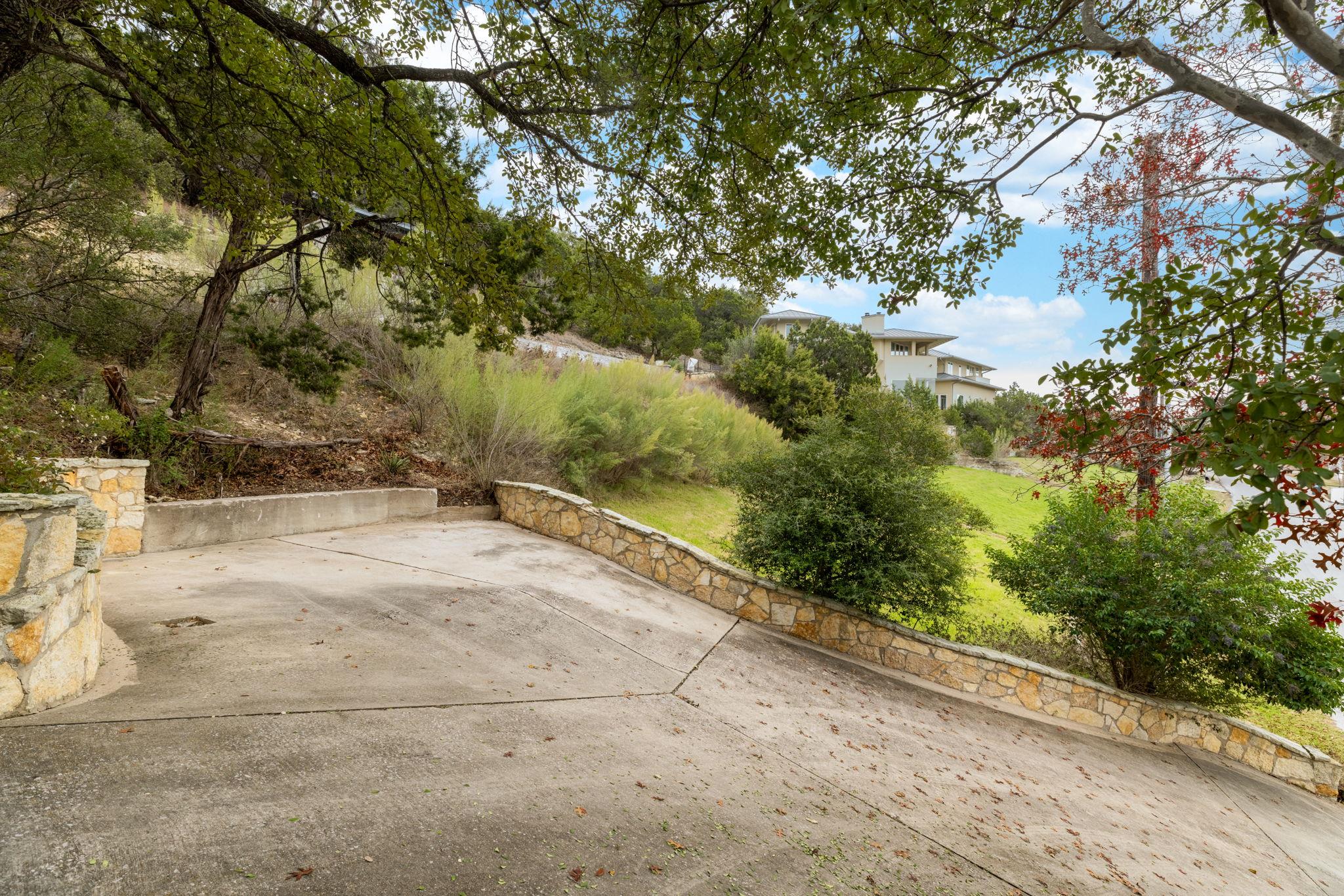 5310 Scenic View Dr, Austin, TX 78746