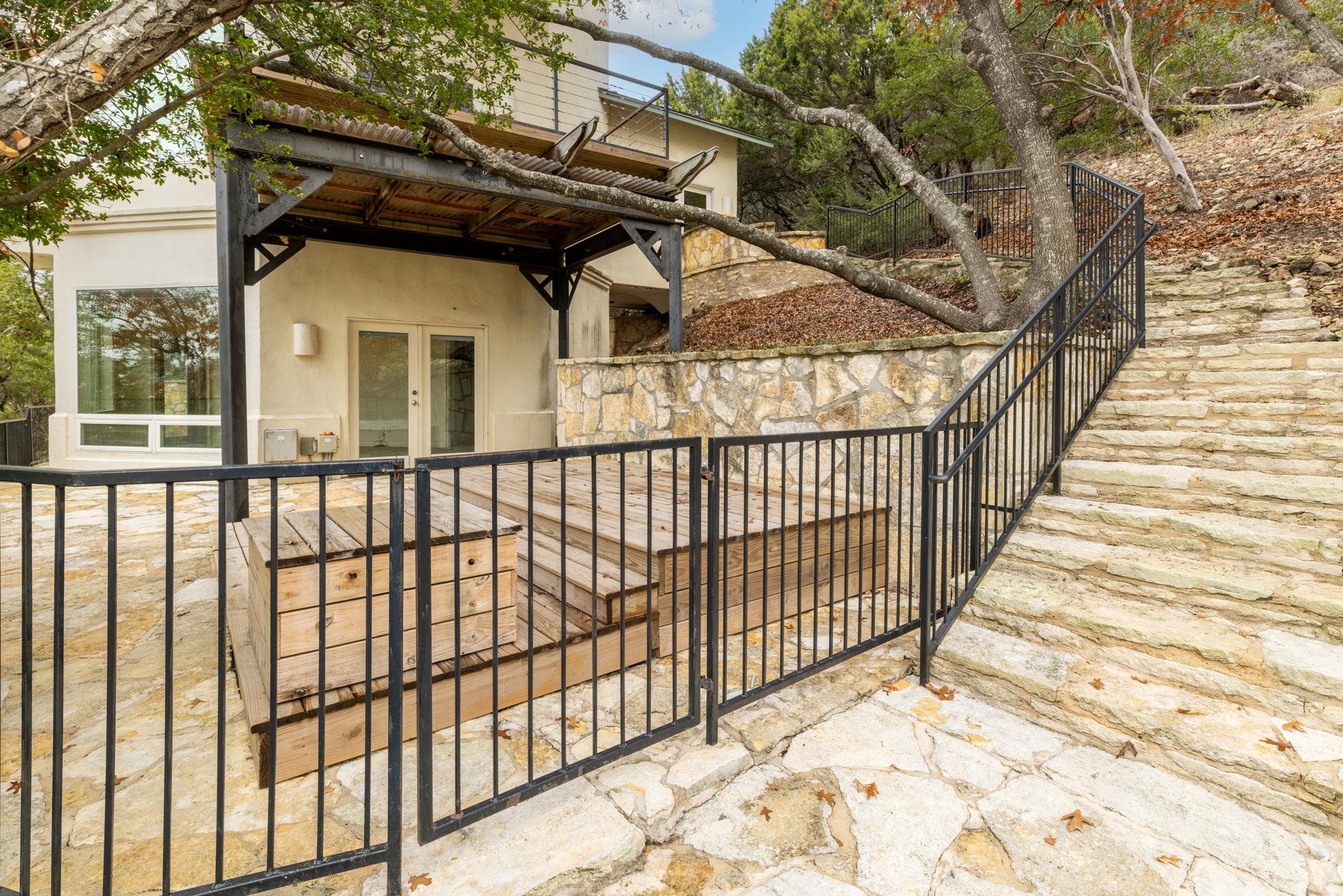 5310 Scenic View Dr, Austin, TX 78746