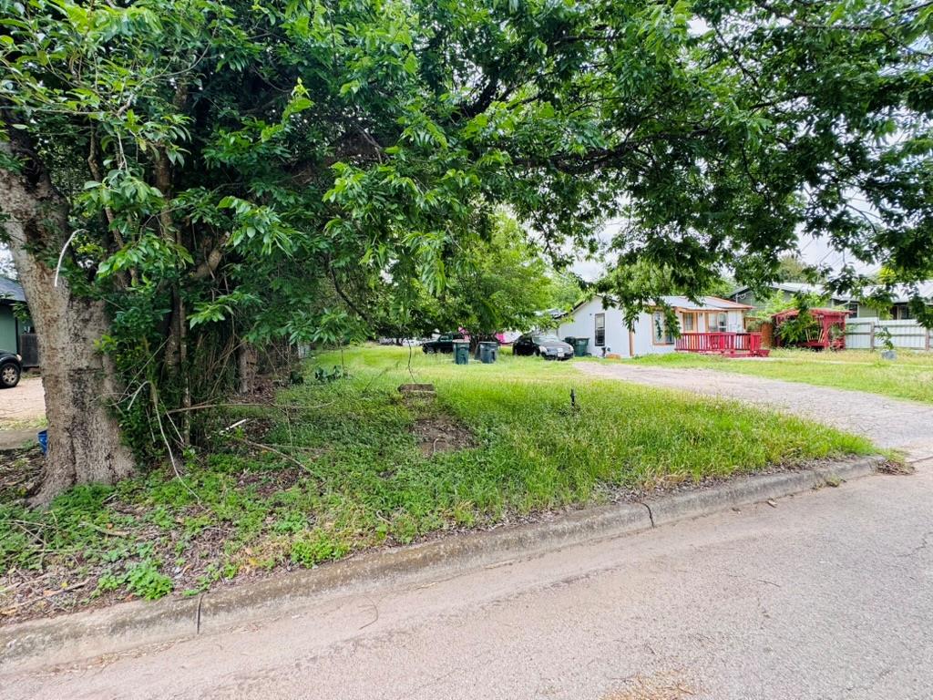 1011 Gravel St, San Marcos, TX 78666