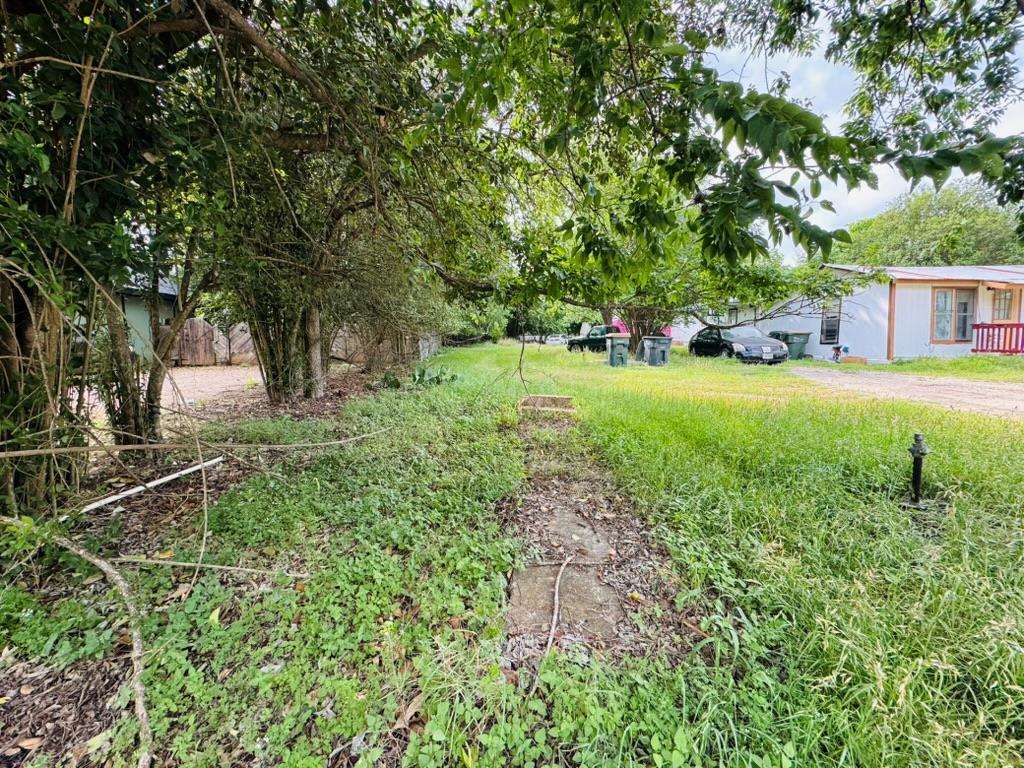 1011 Gravel St, San Marcos, TX 78666