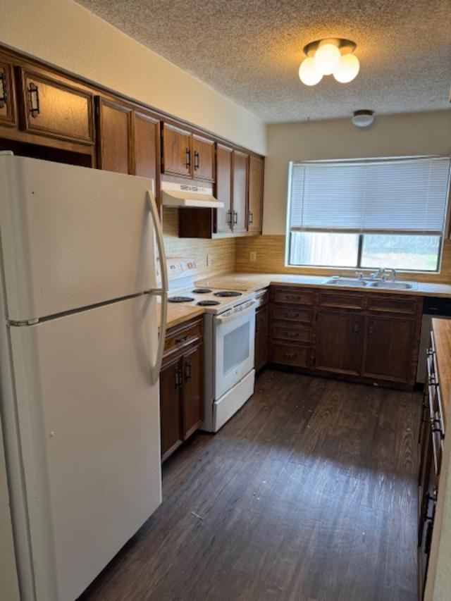 8333 Fathom Cir # B, Austin, TX 78750