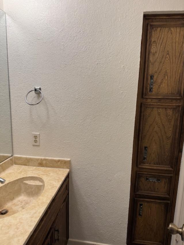 8333 Fathom Cir # B, Austin, TX 78750