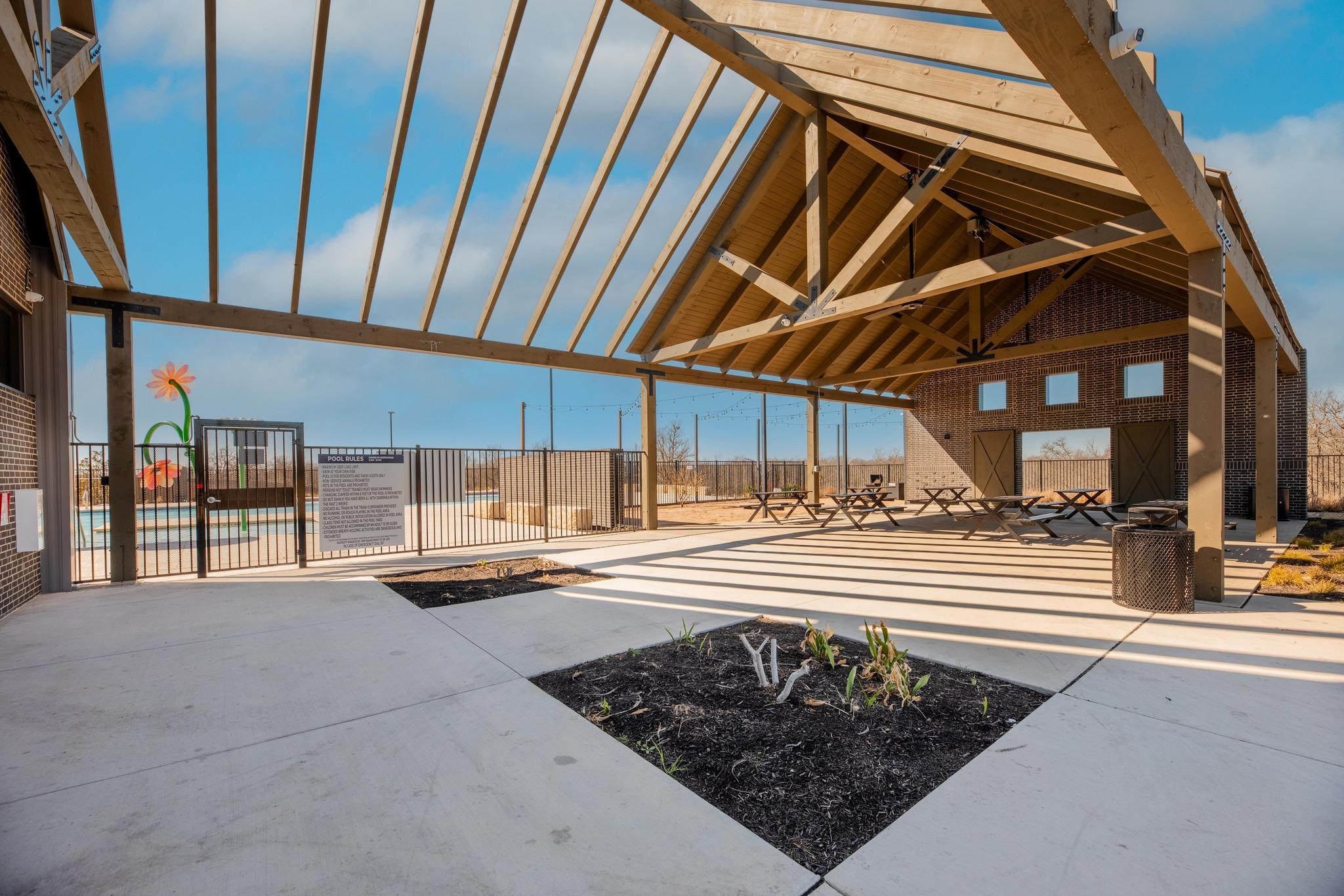 13712 Knights Branch Dr, Elgin, TX 78621