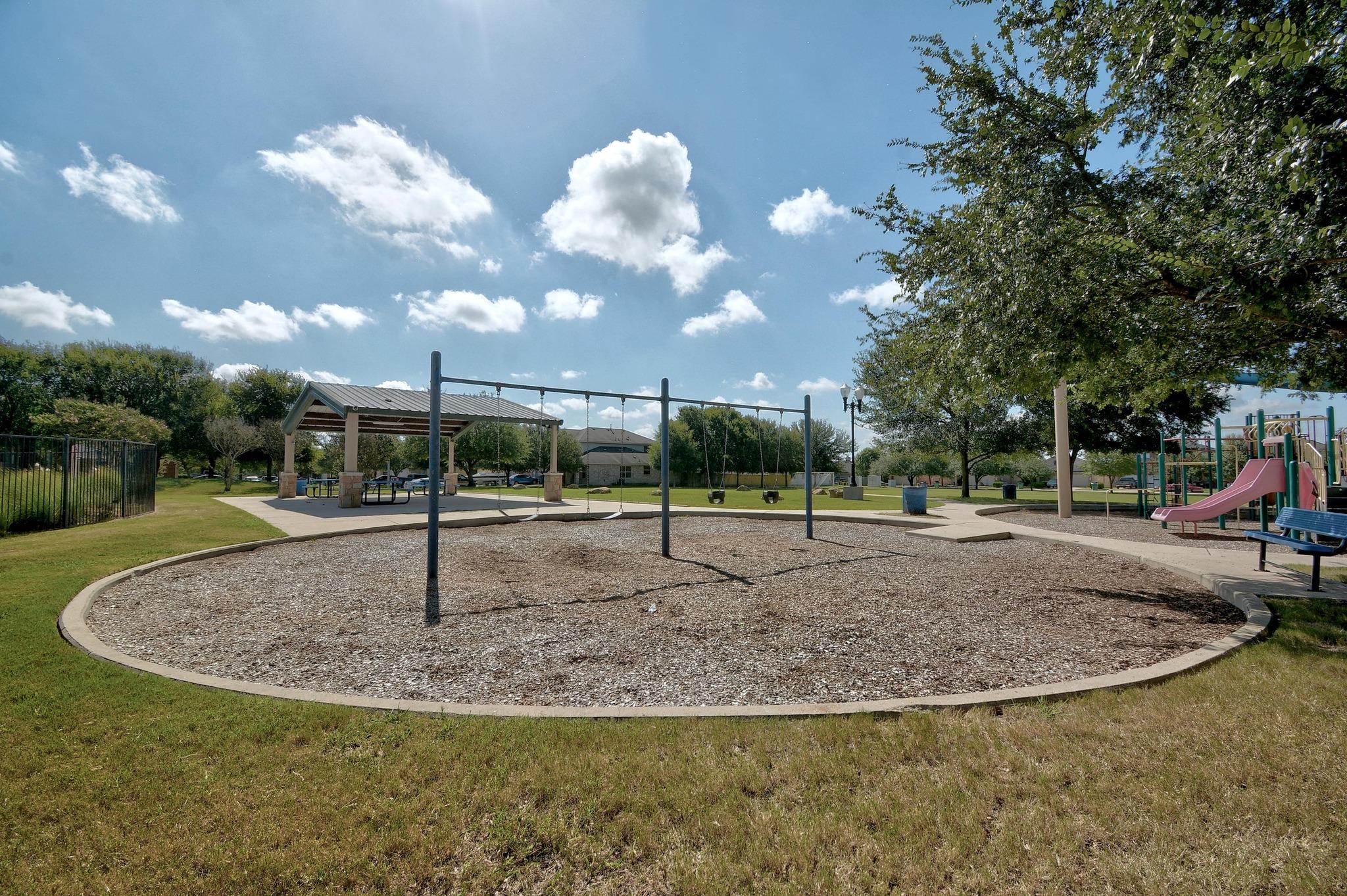 13712 Knights Branch Dr, Elgin, TX 78621