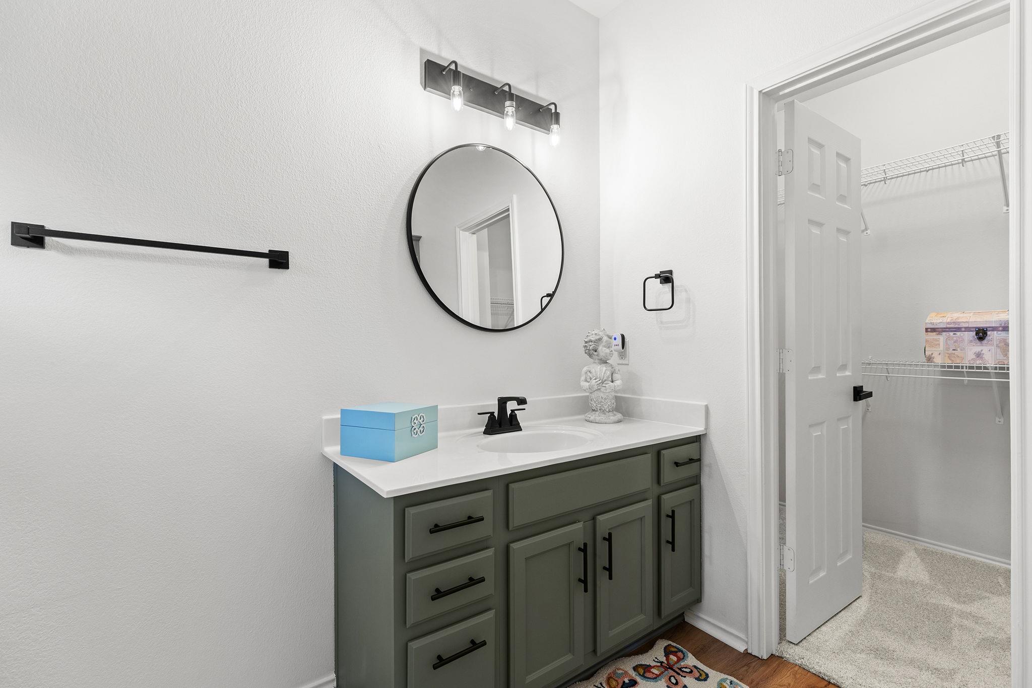 1481 E Old Settlers Blvd # 1503, Round Rock, TX 78664