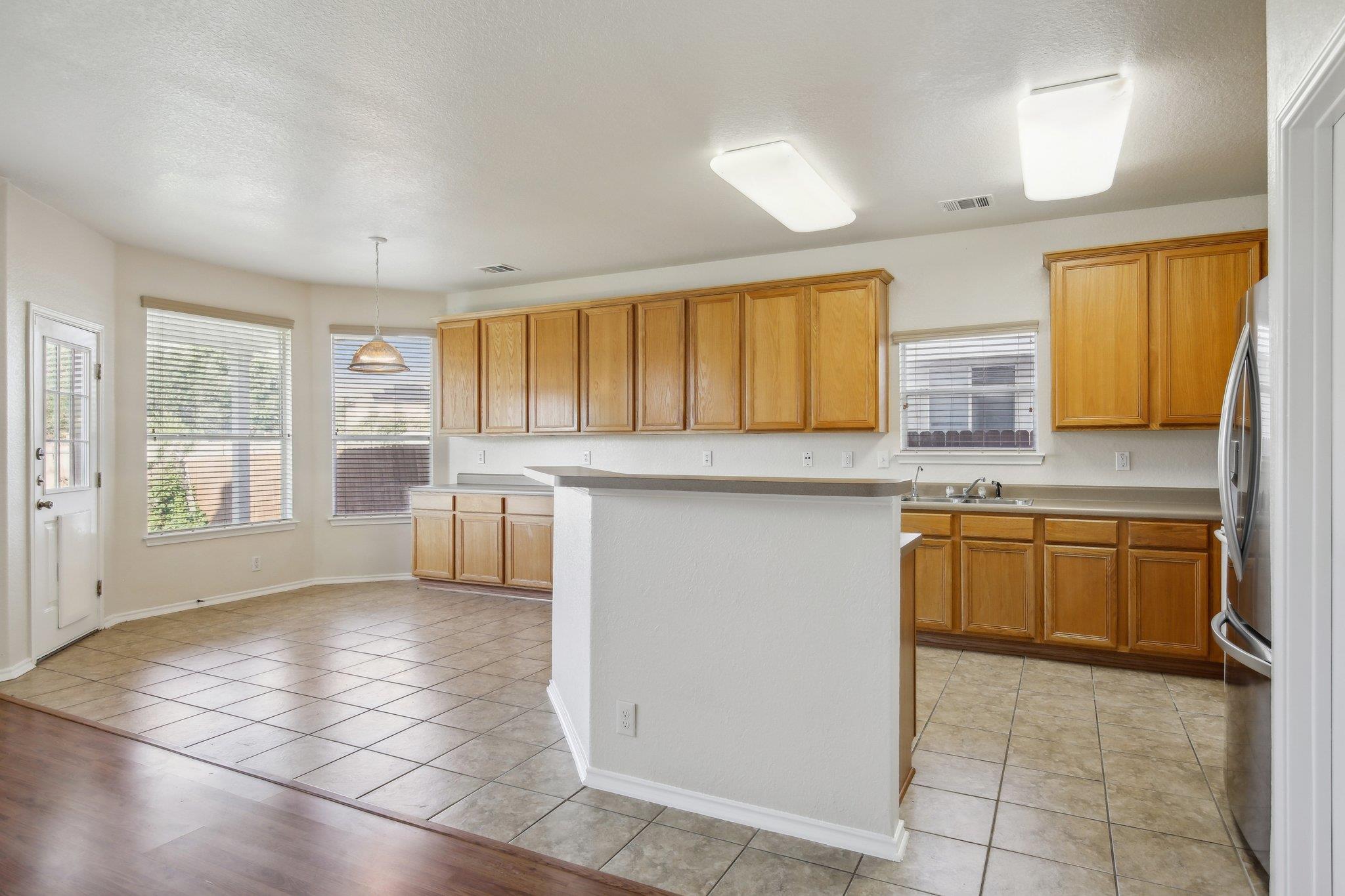 2430 Dove Crossing Dr, New Braunfels, TX 78130