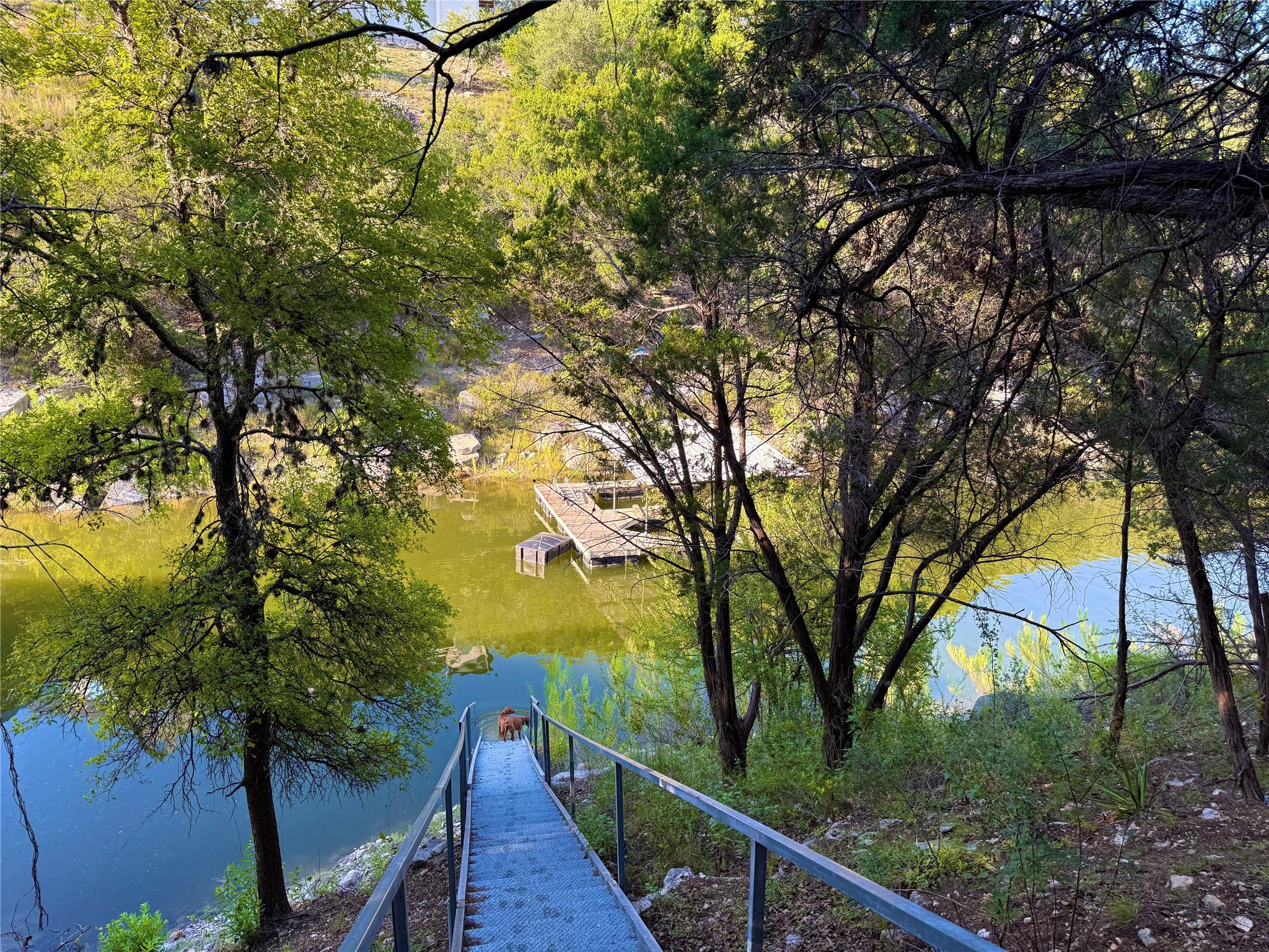 19426 Fisher Ln, Lakeway, TX 78669