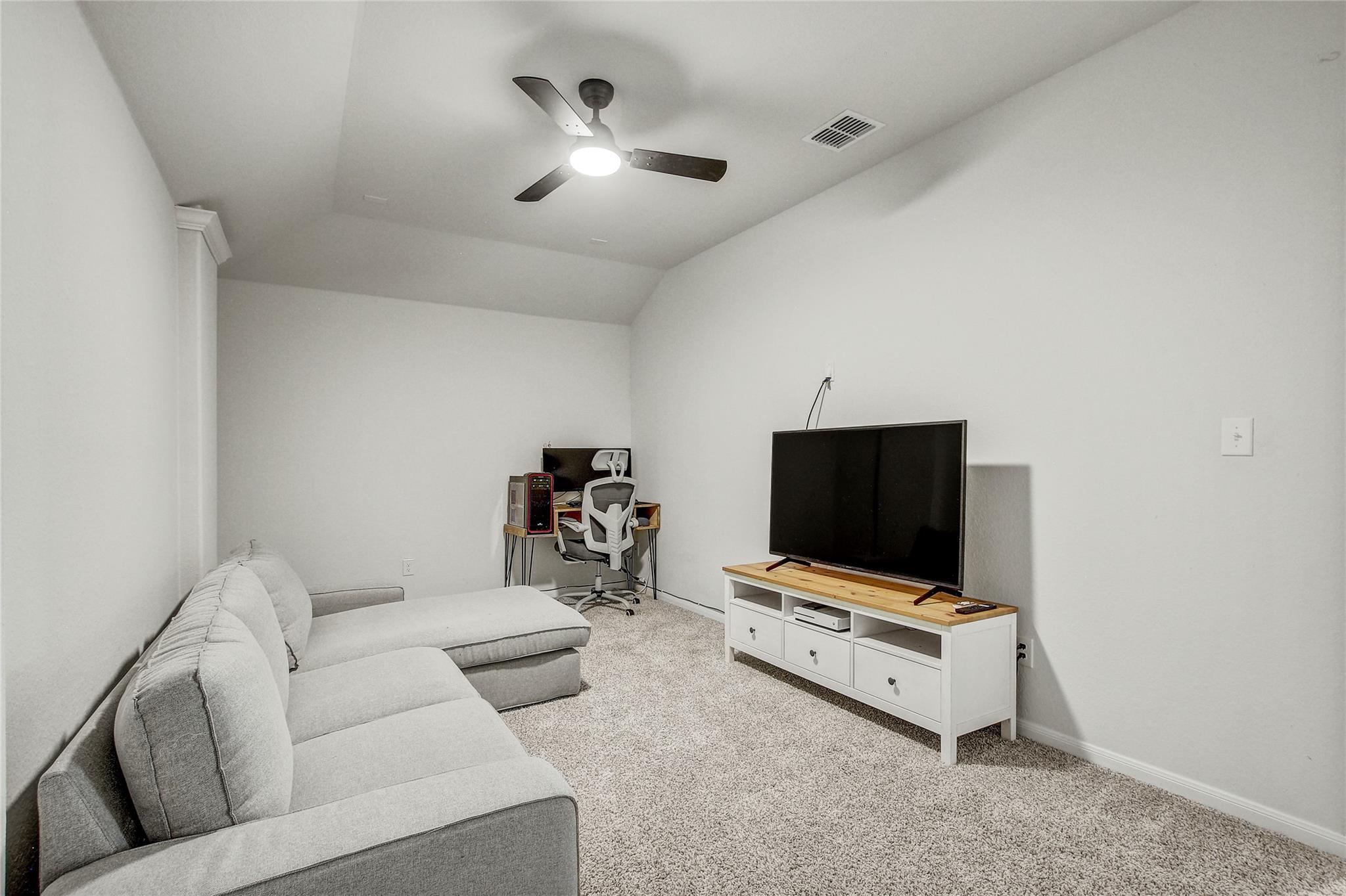 930 Blue Oak Blvd, San Marcos, TX 78666