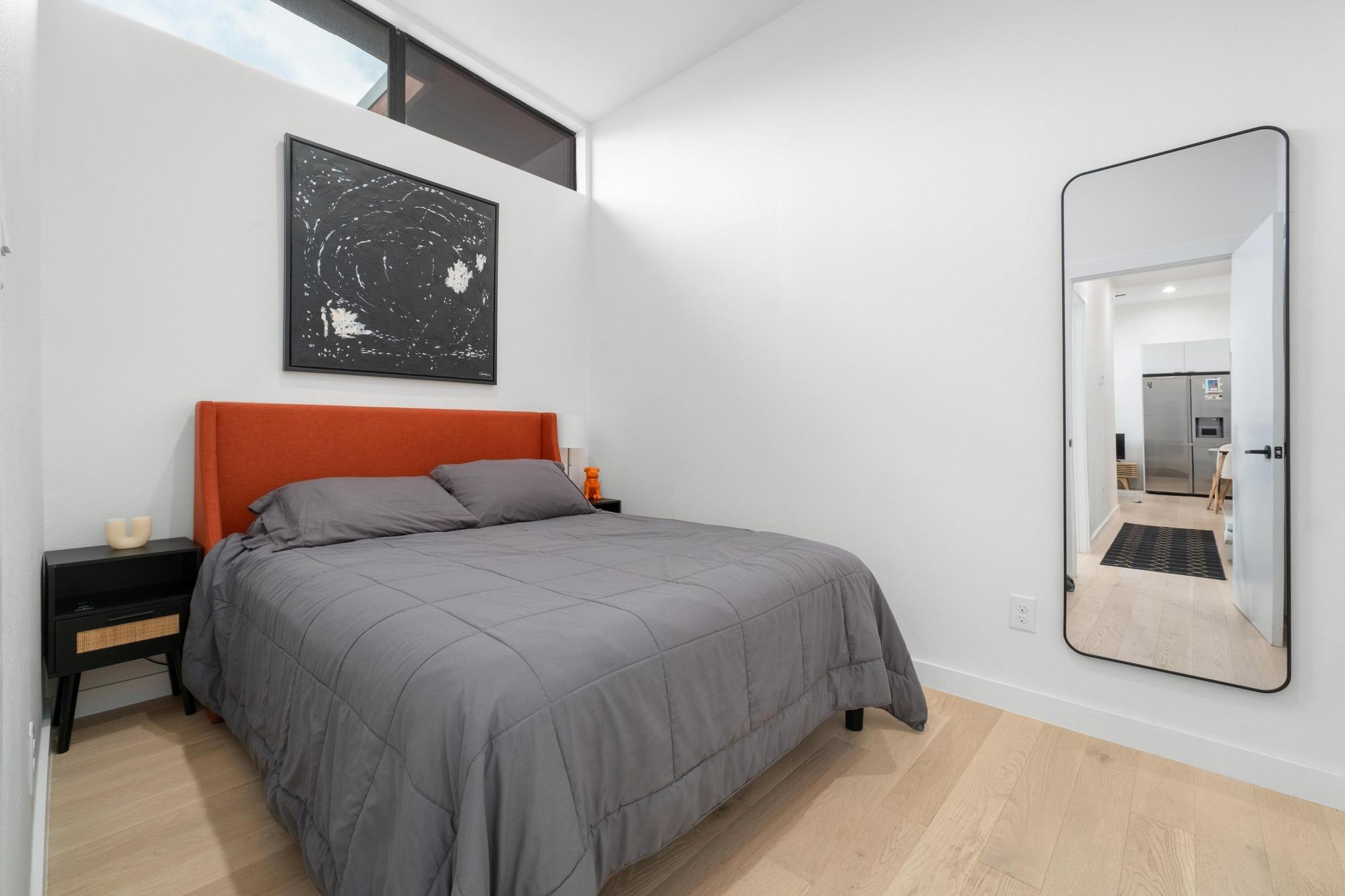 400 E 30th St # 200, Austin, TX 78705