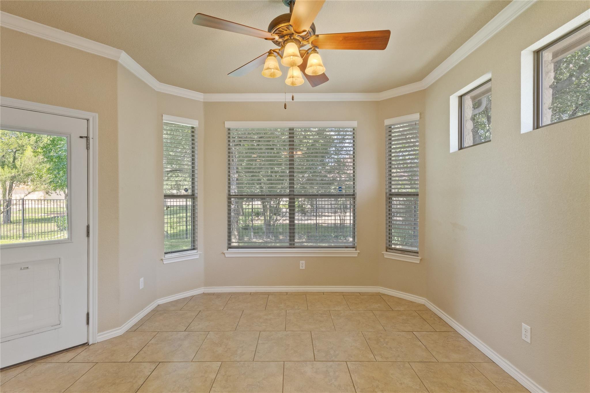 1005 Fort Davis St, Georgetown, TX 78633