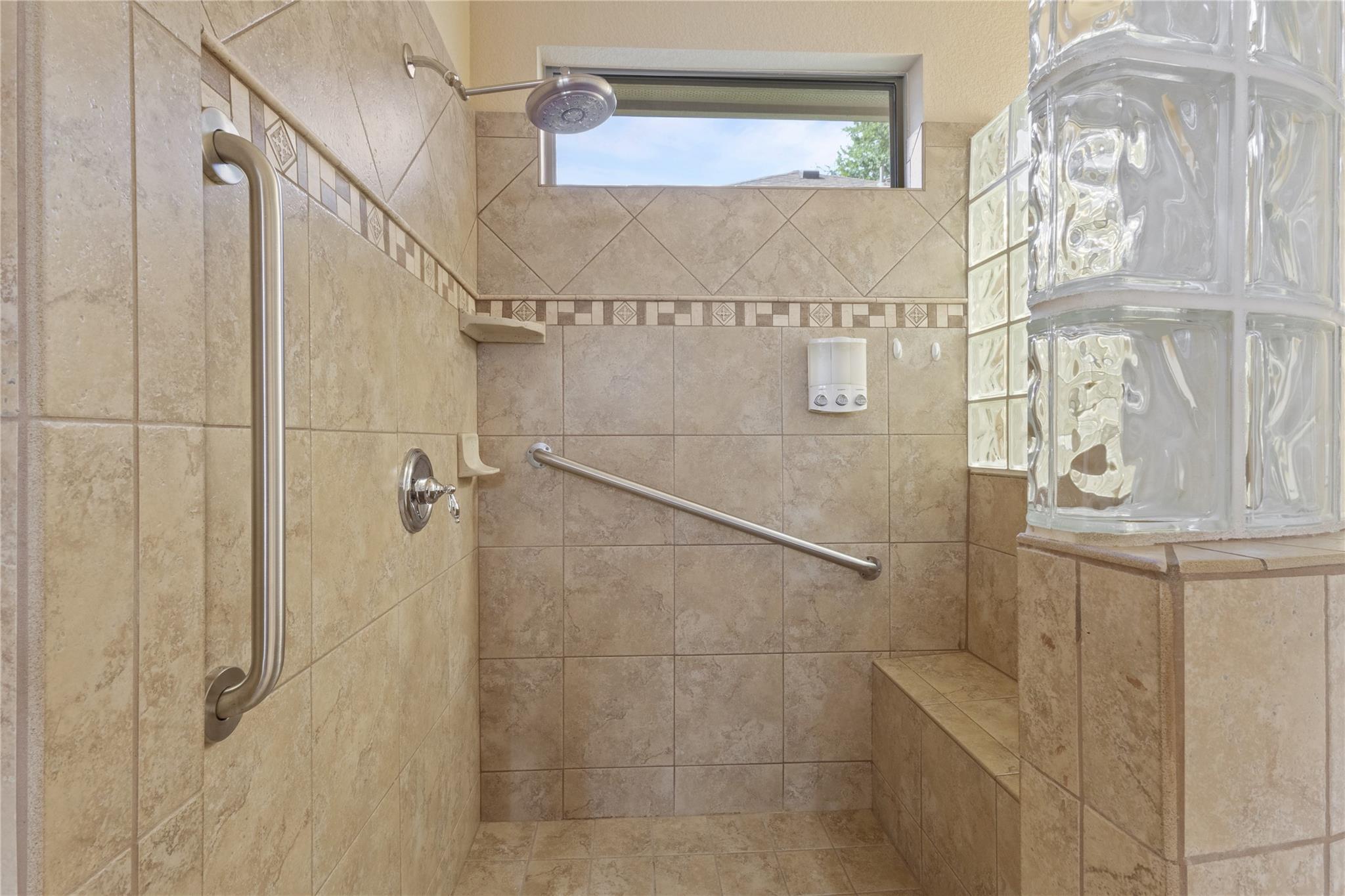 1005 Fort Davis St, Georgetown, TX 78633