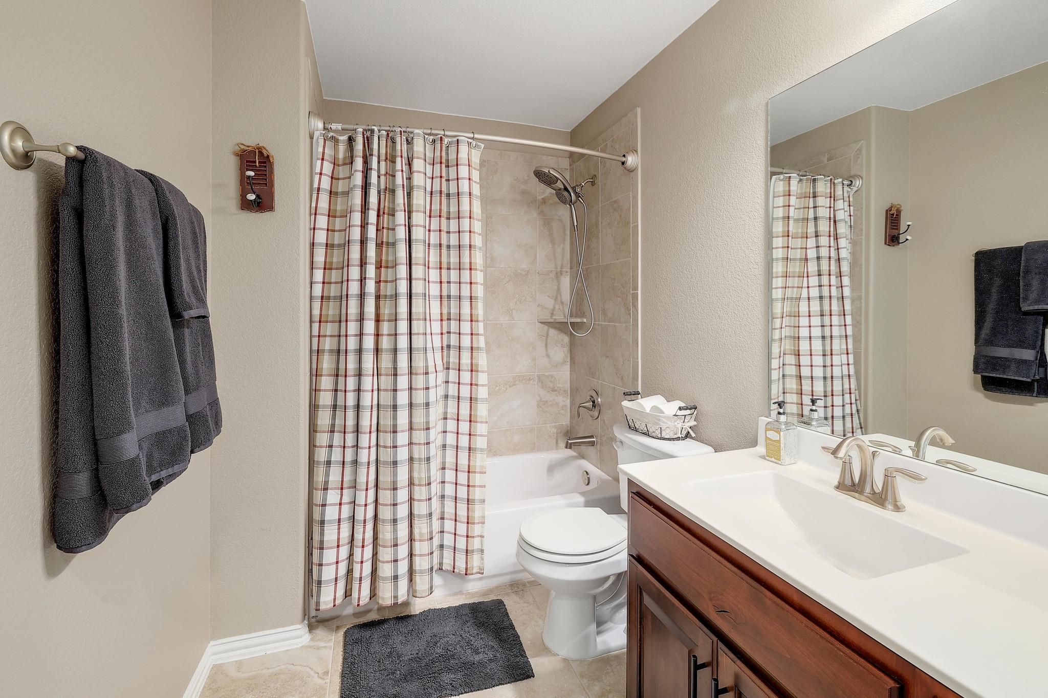 22218 W Cape Travis Bnd, Lago Vista, TX 78645