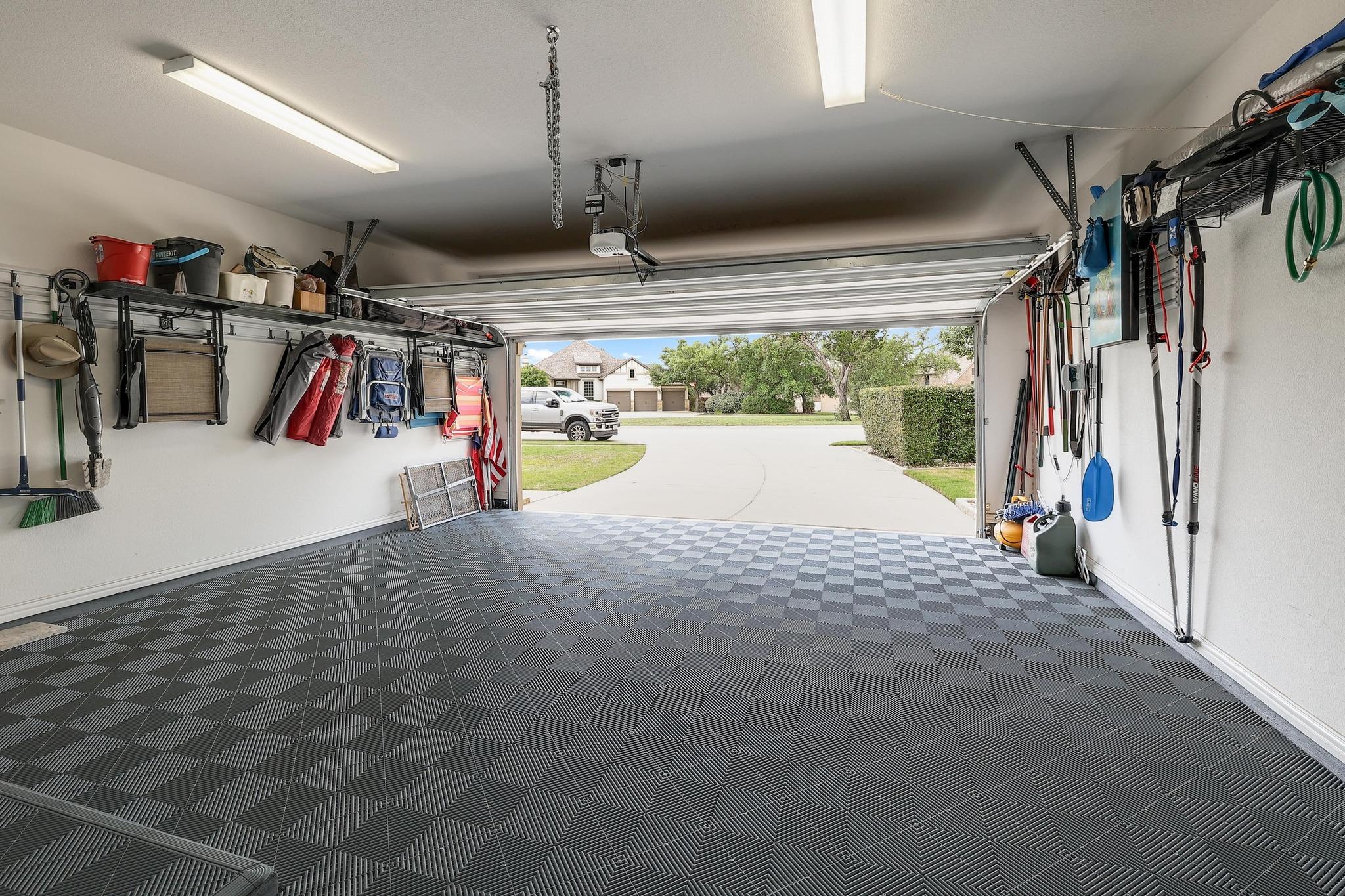 22218 W Cape Travis Bnd, Lago Vista, TX 78645