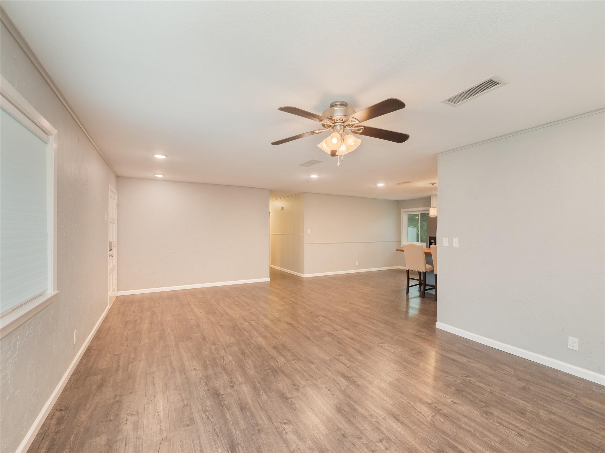 330 Yucca Dr, Kingsland, TX 78639