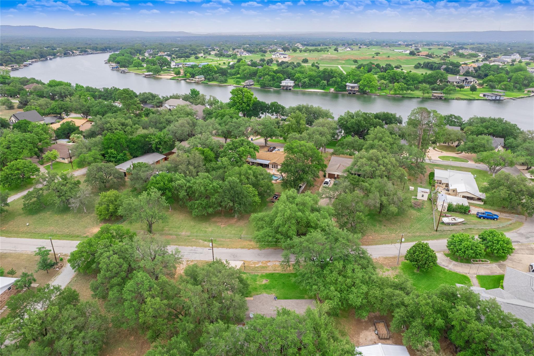 330 Yucca Dr, Kingsland, TX 78639