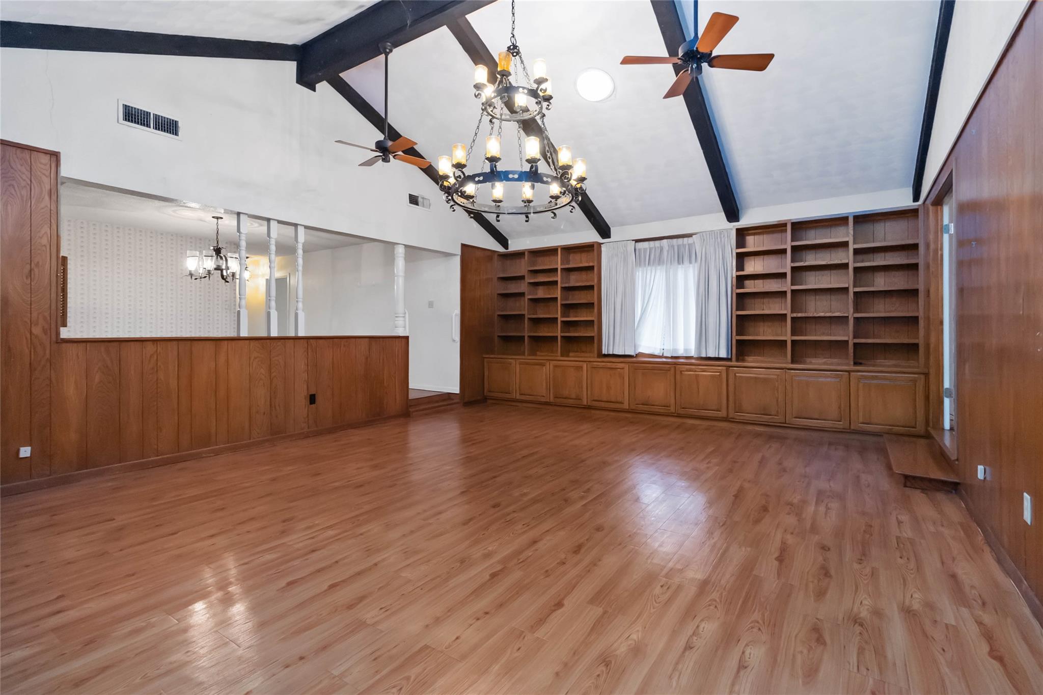 1402 Brown St, San Marcos, TX 78666