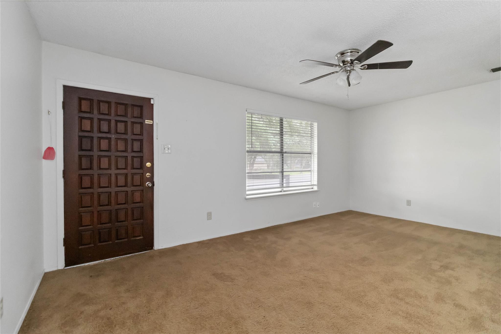 1402 Brown St, San Marcos, TX 78666