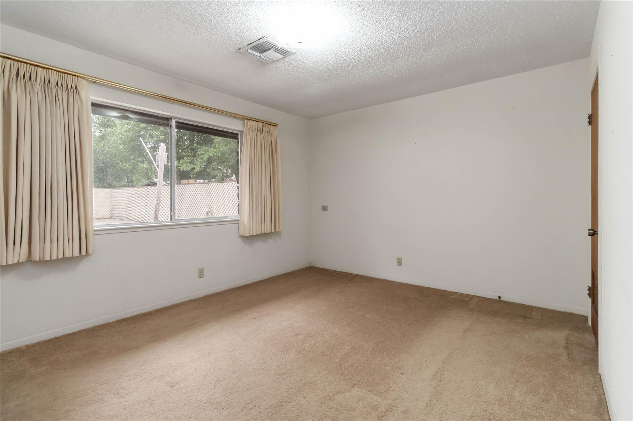 1402 Brown St, San Marcos, TX 78666