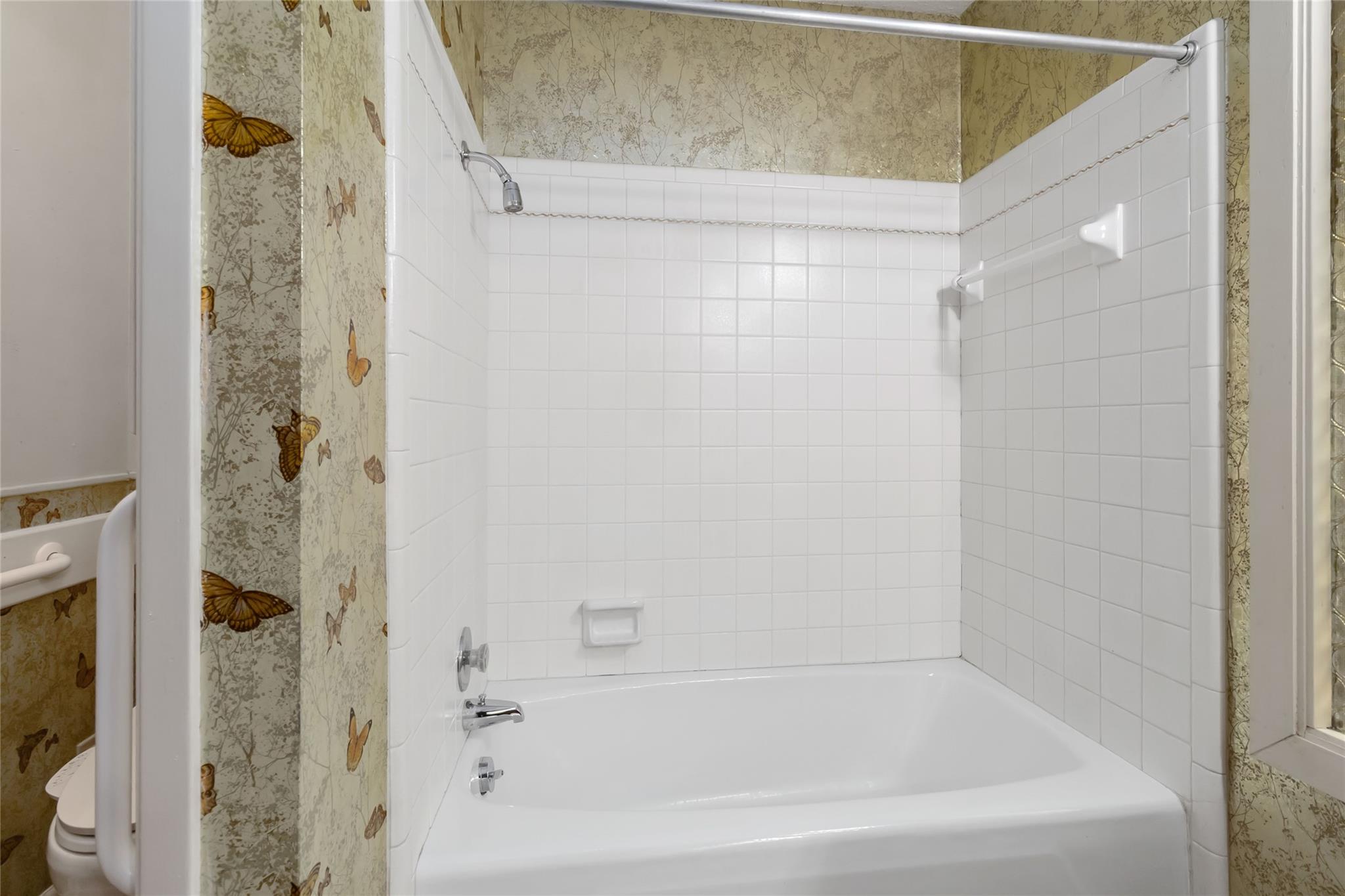 1402 Brown St, San Marcos, TX 78666