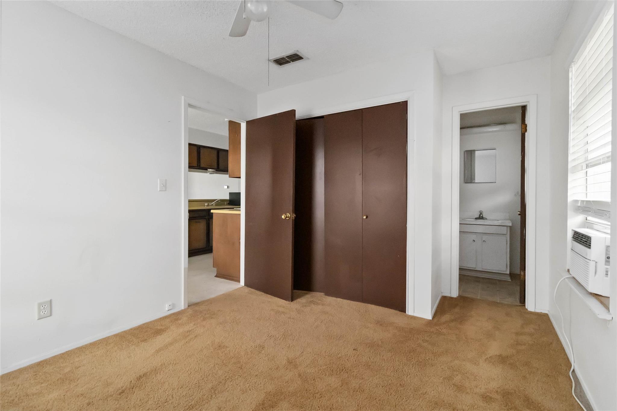 1402 Brown St, San Marcos, TX 78666
