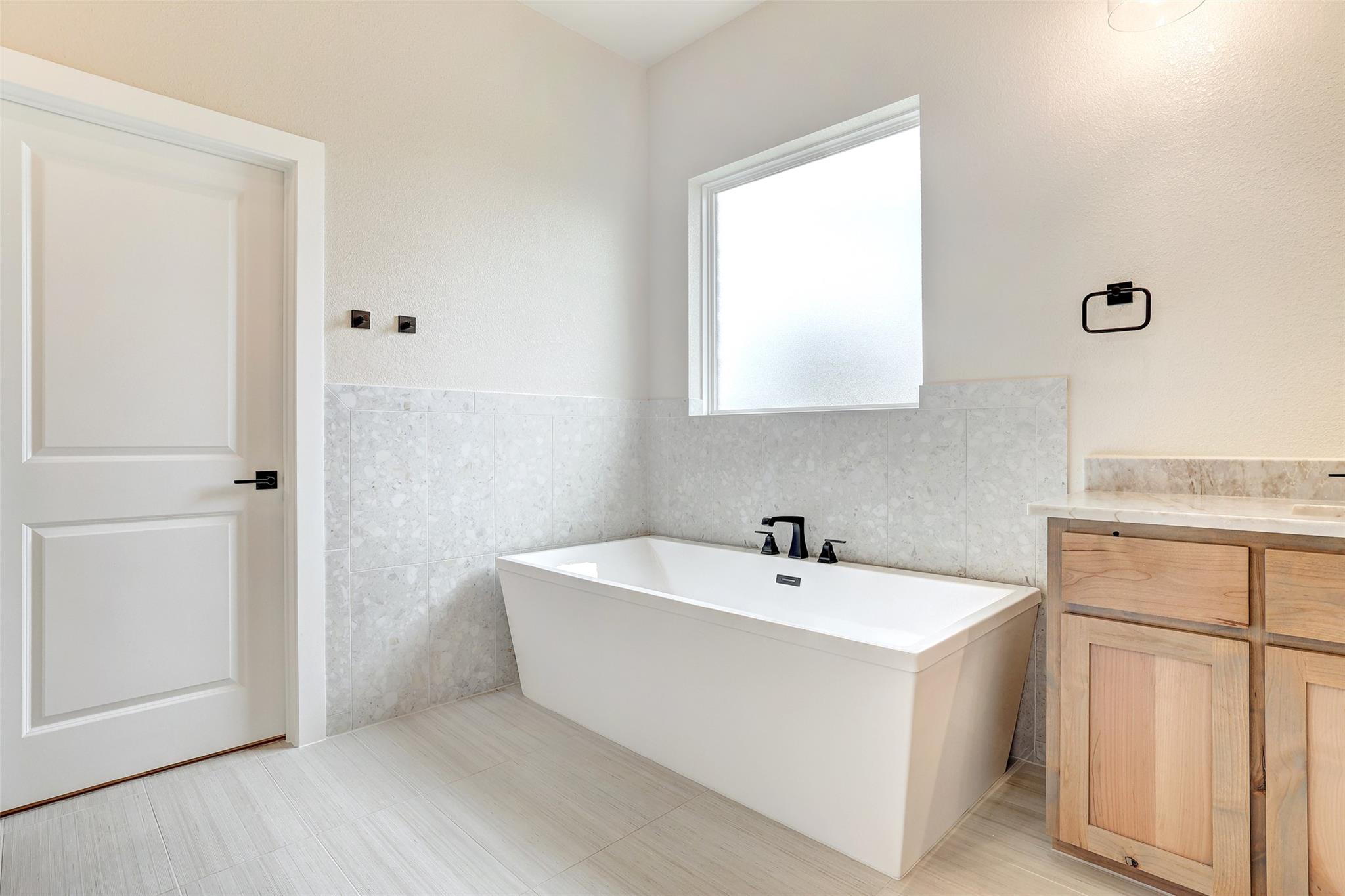 6919 Cherry Laurel Rd, Salado, TX 76571