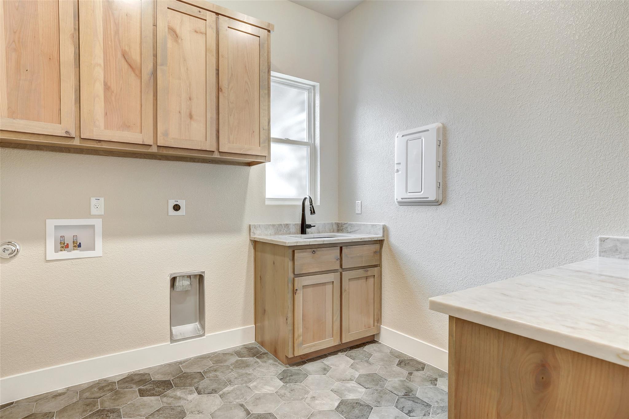 6919 Cherry Laurel Rd, Salado, TX 76571