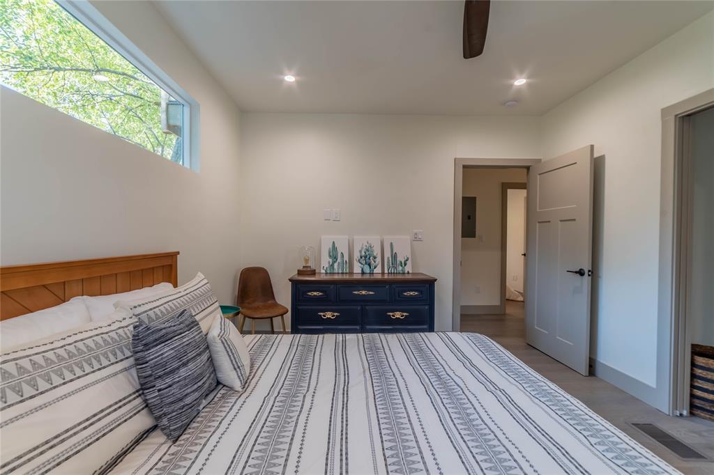 3007 E 14 1/2 St # Unit B, Austin, TX 78702