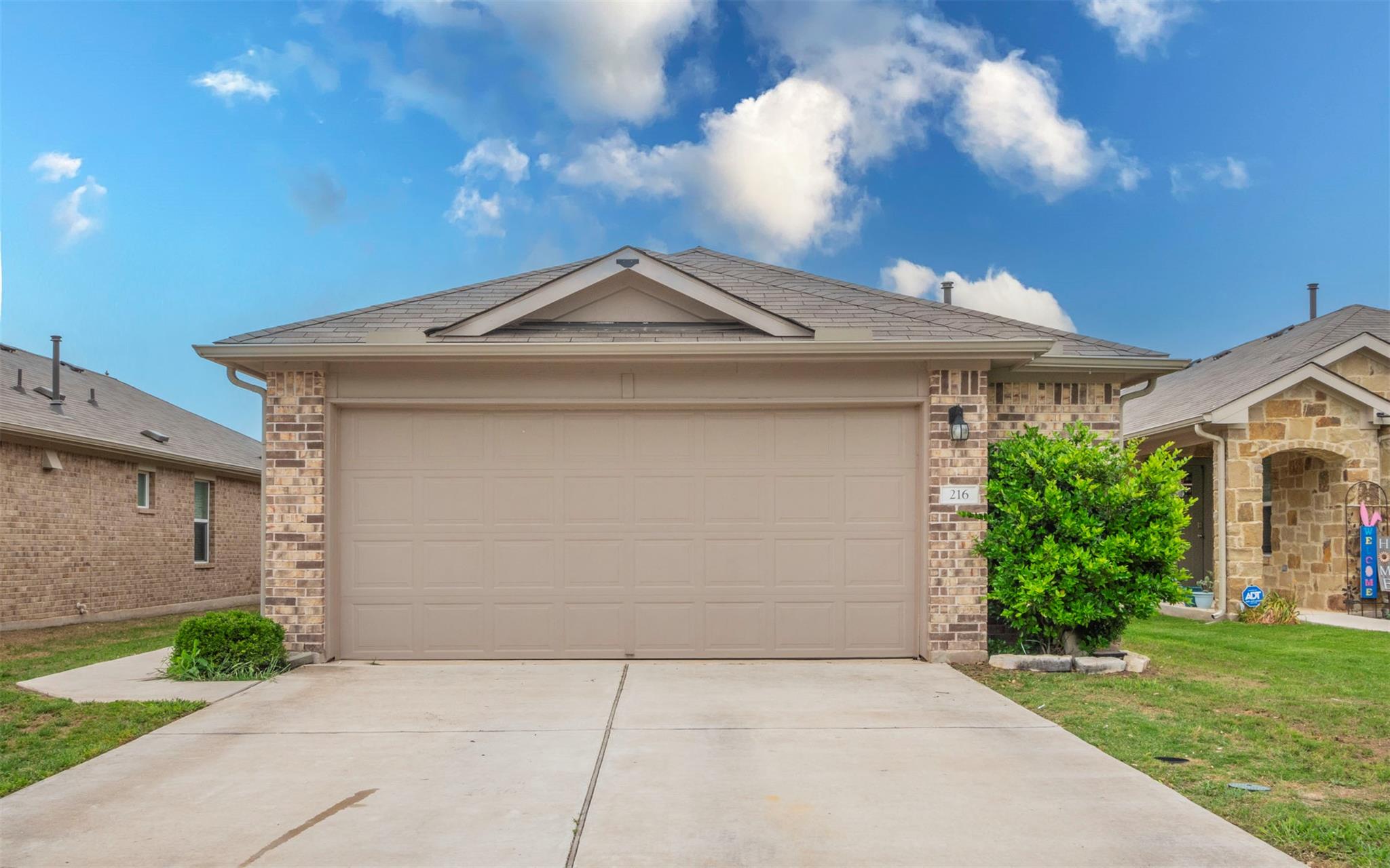 216 Frederick Dr, Georgetown, TX 78626