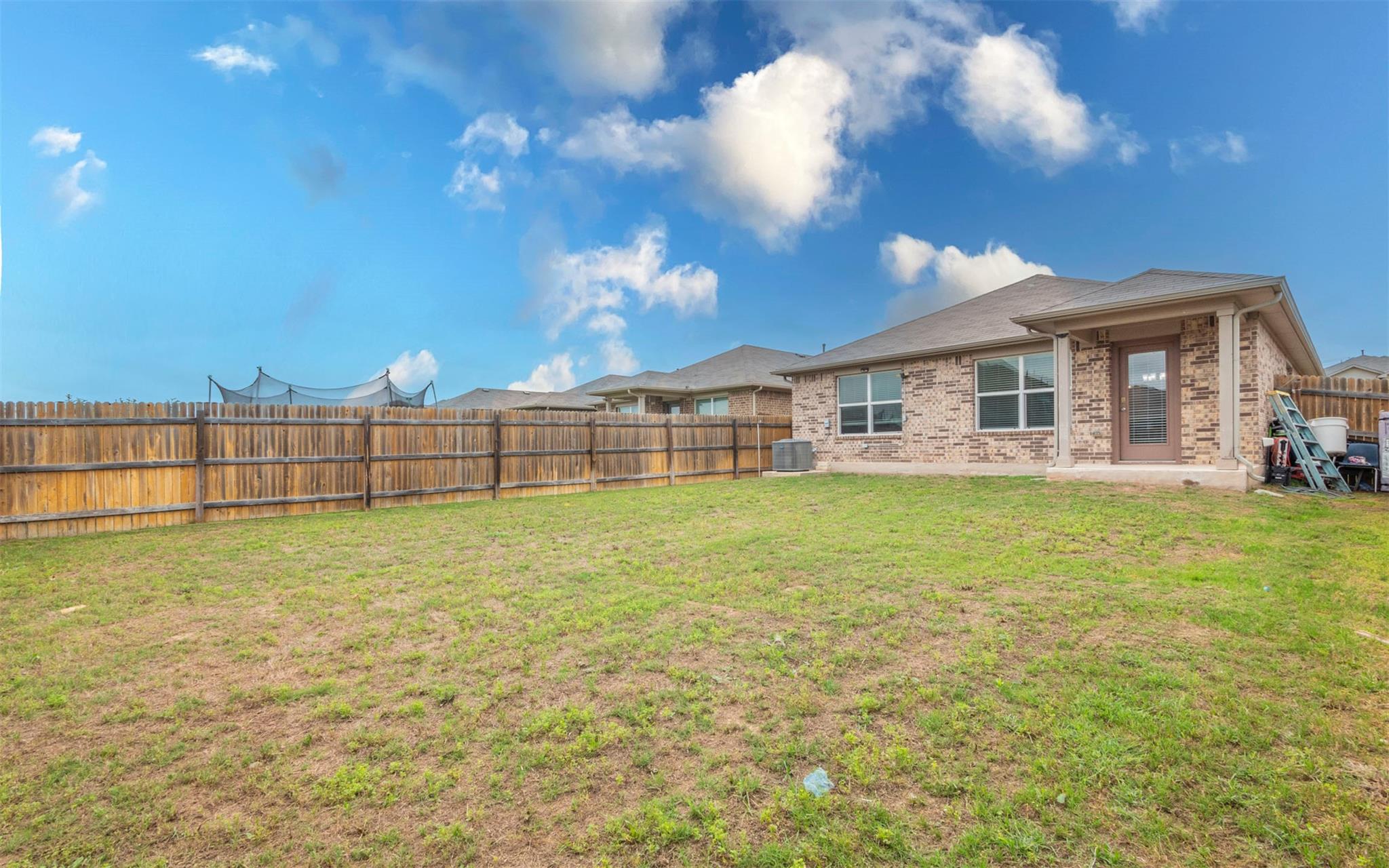 216 Frederick Dr, Georgetown, TX 78626