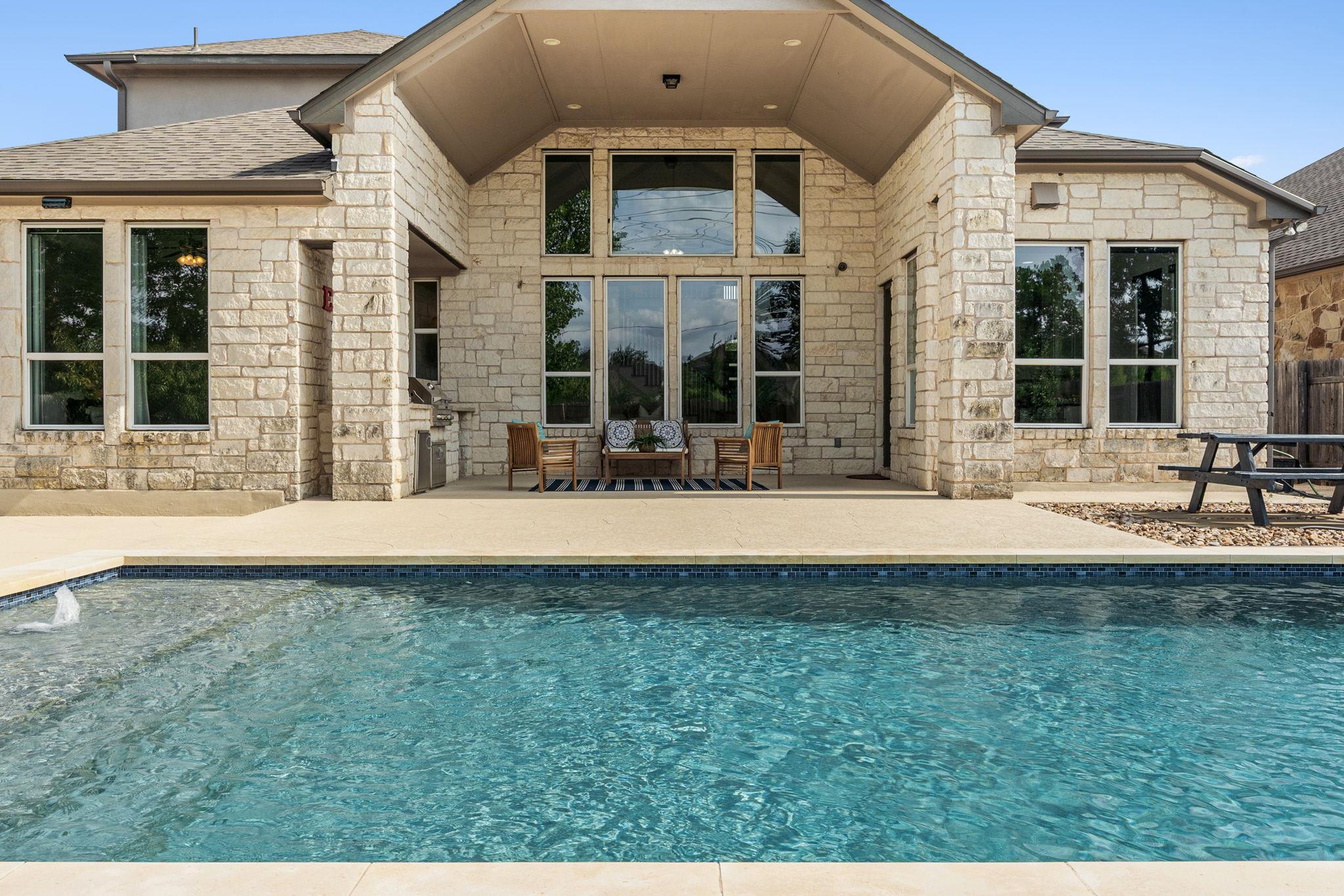 14108 Laurinburg Dr, Austin, TX 78717