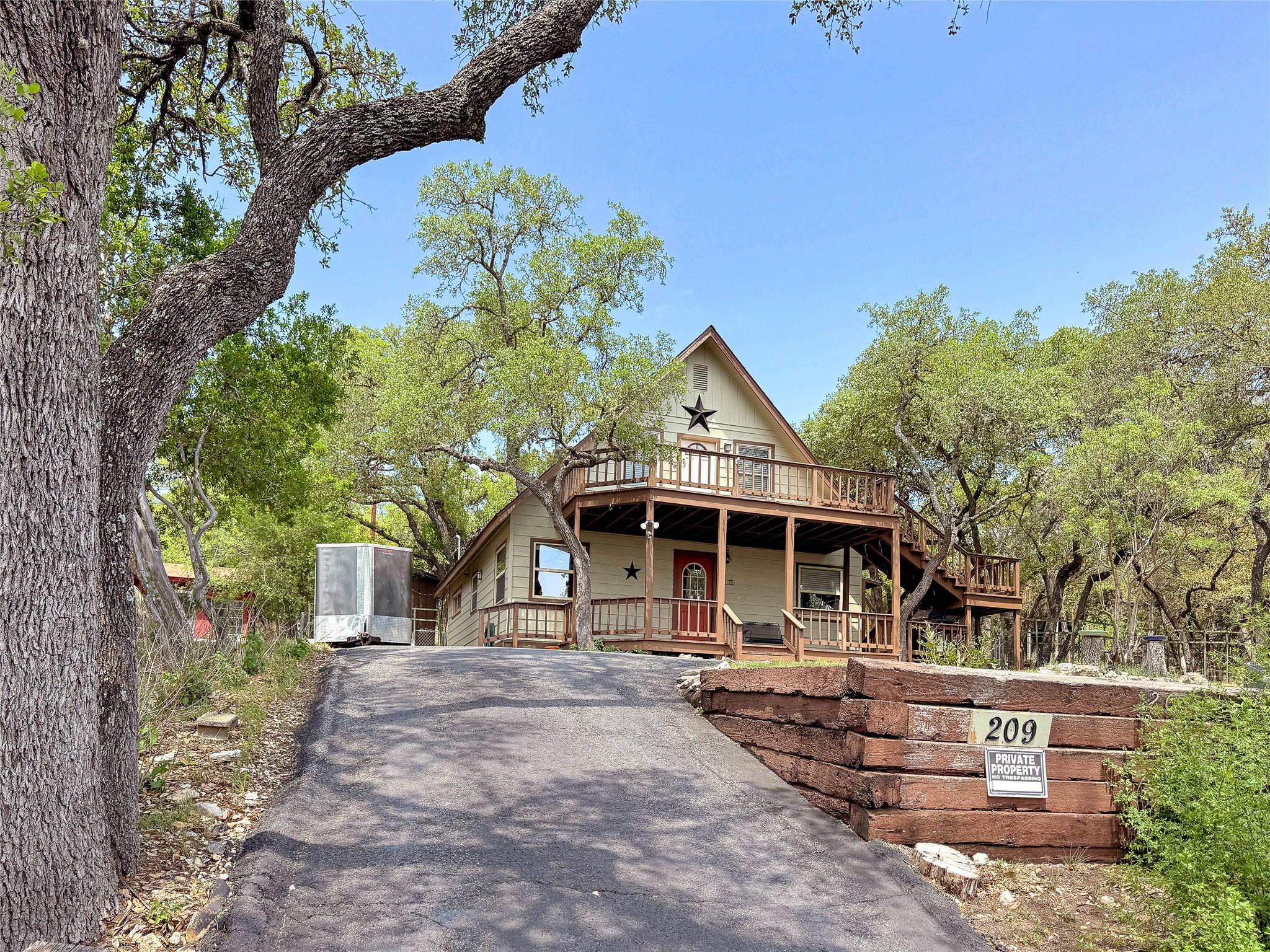 209 Lake Forest Frst, Canyon Lake, TX 78133