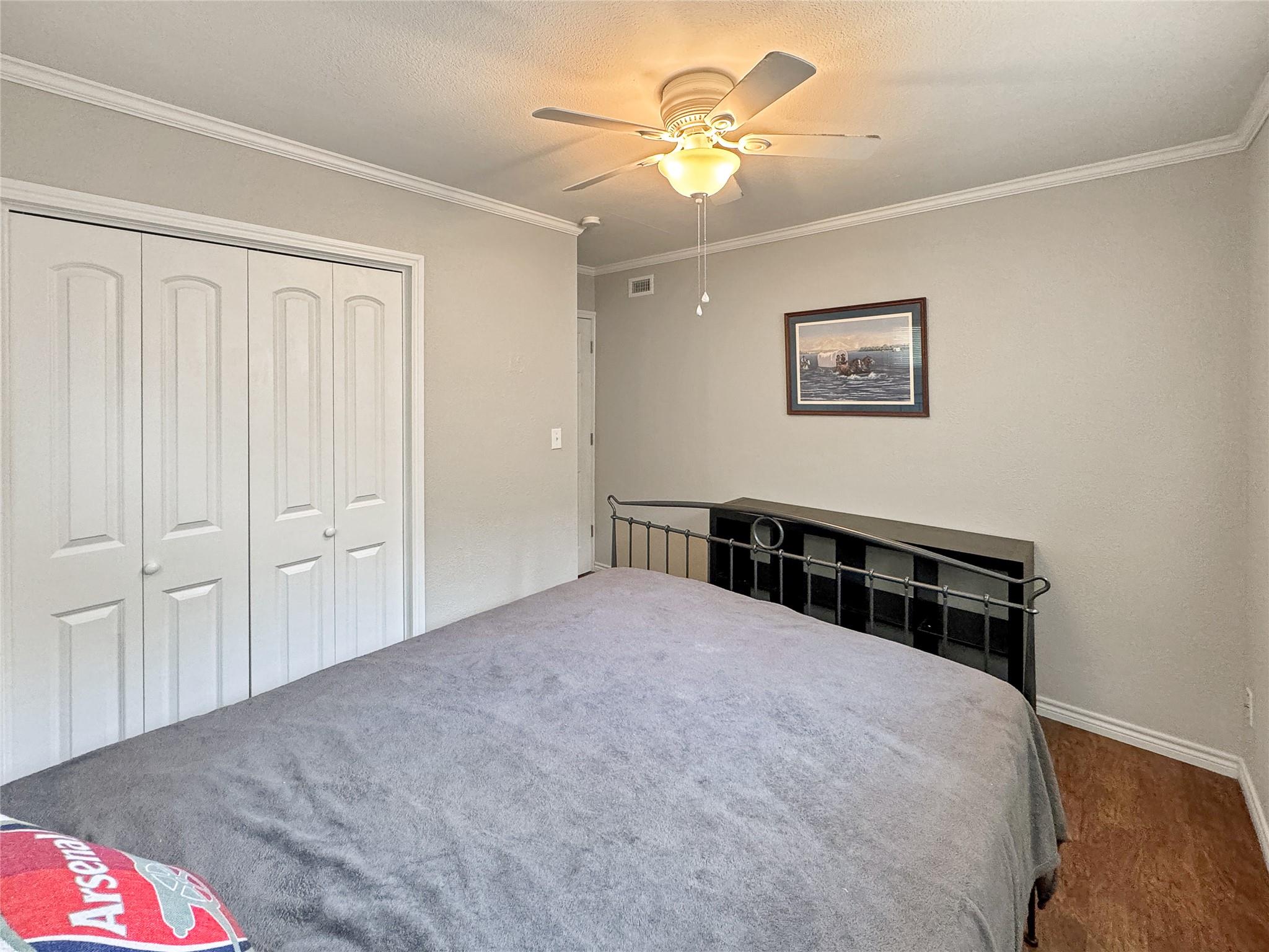 209 Lake Forest Frst, Canyon Lake, TX 78133